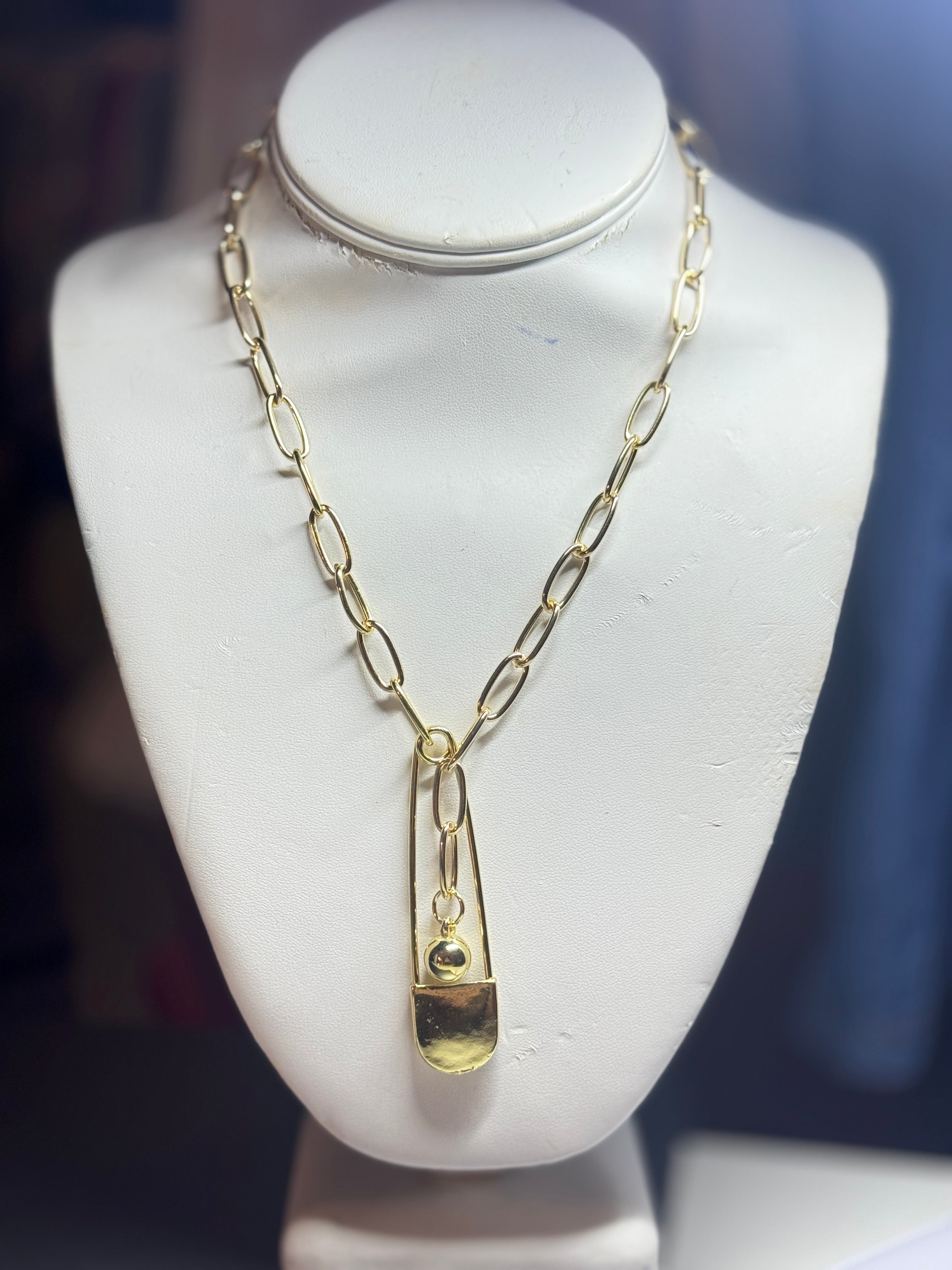 SAFETY PIN NECKLACE