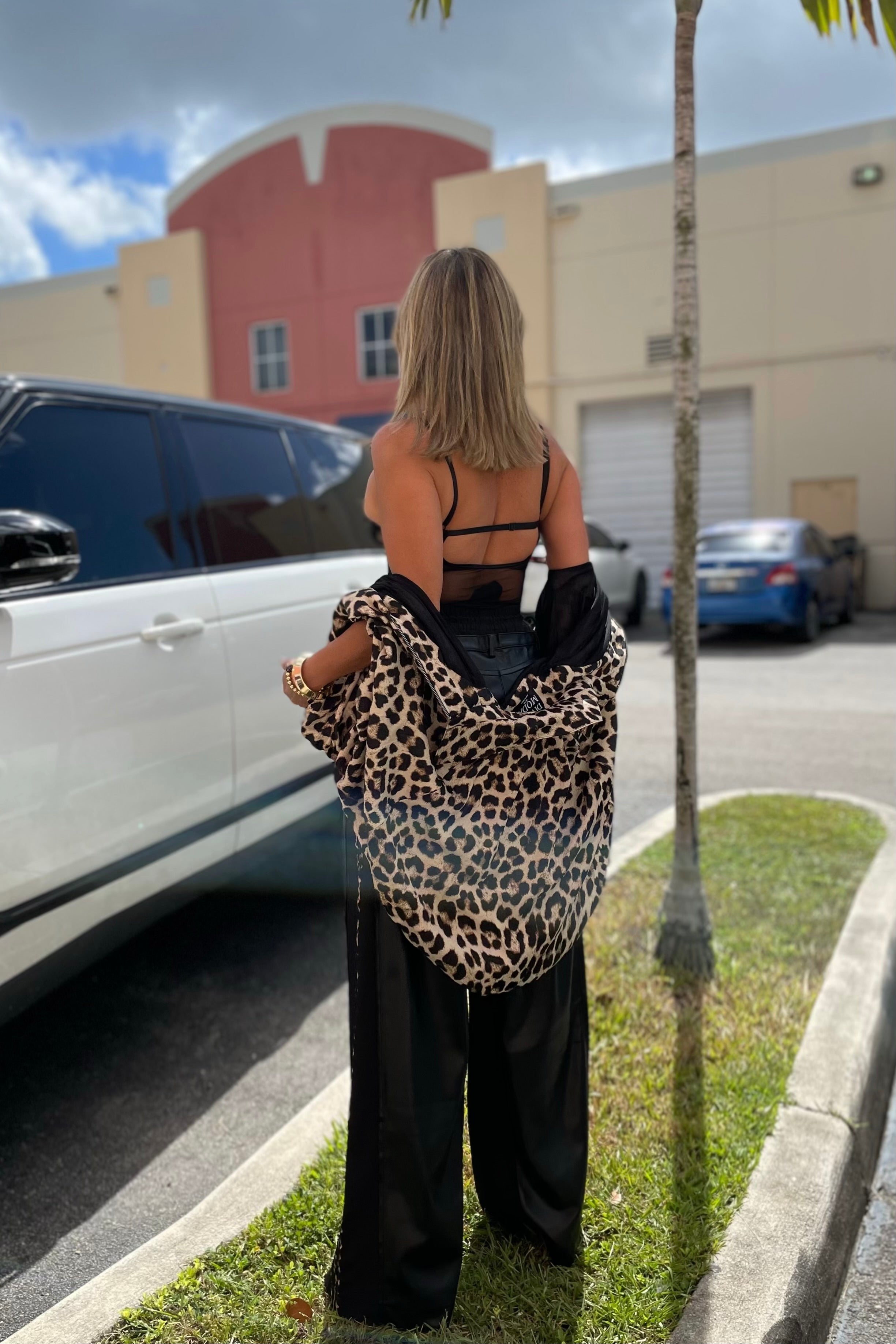 EXCLUSIVE ANIMAL PRINT JACKET