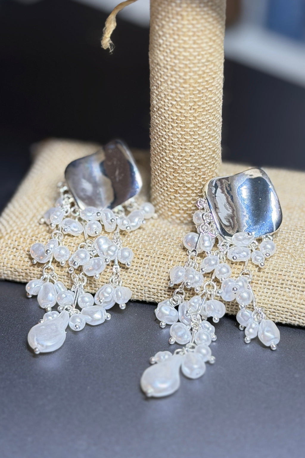 BEAUTY FALLS EARRINGS