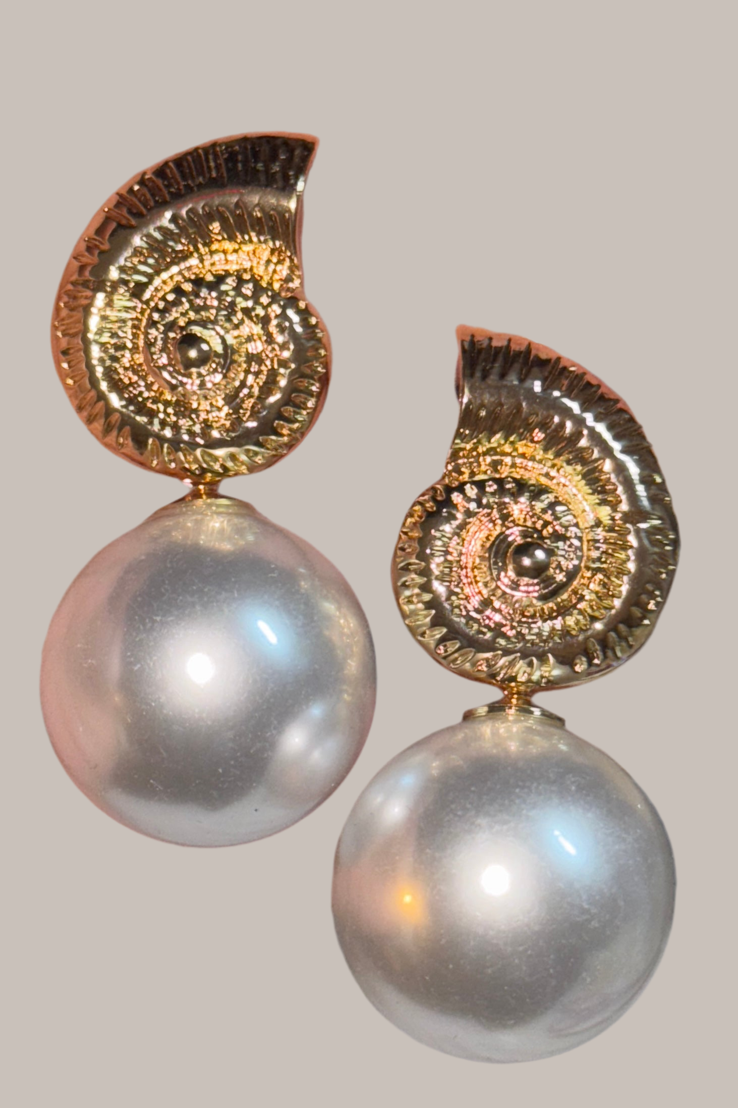CORAL PEARL EARRINGS