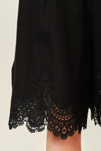 LACE BLOOM BERMUDAS