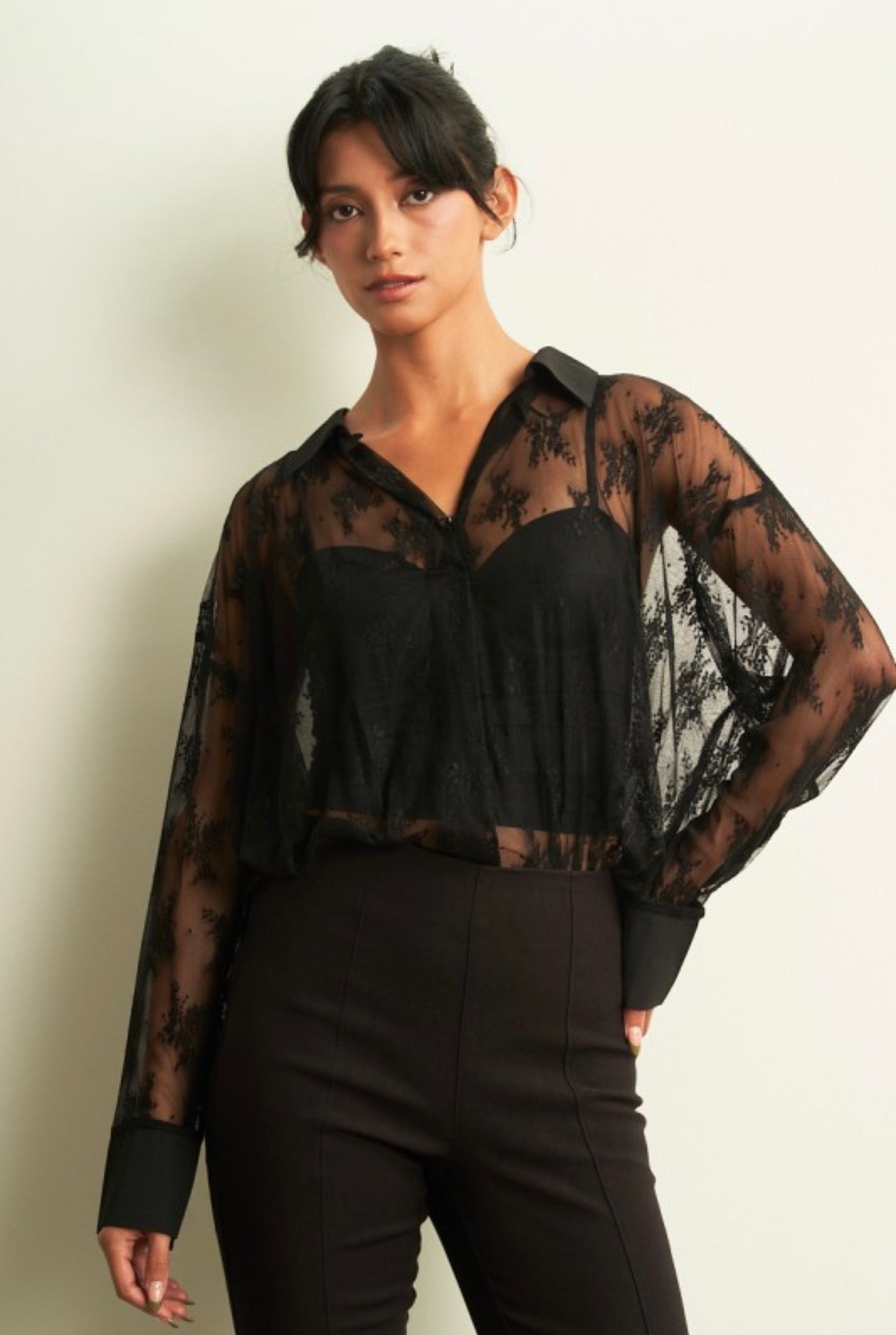 LACE ALLURE BODYSUIT
