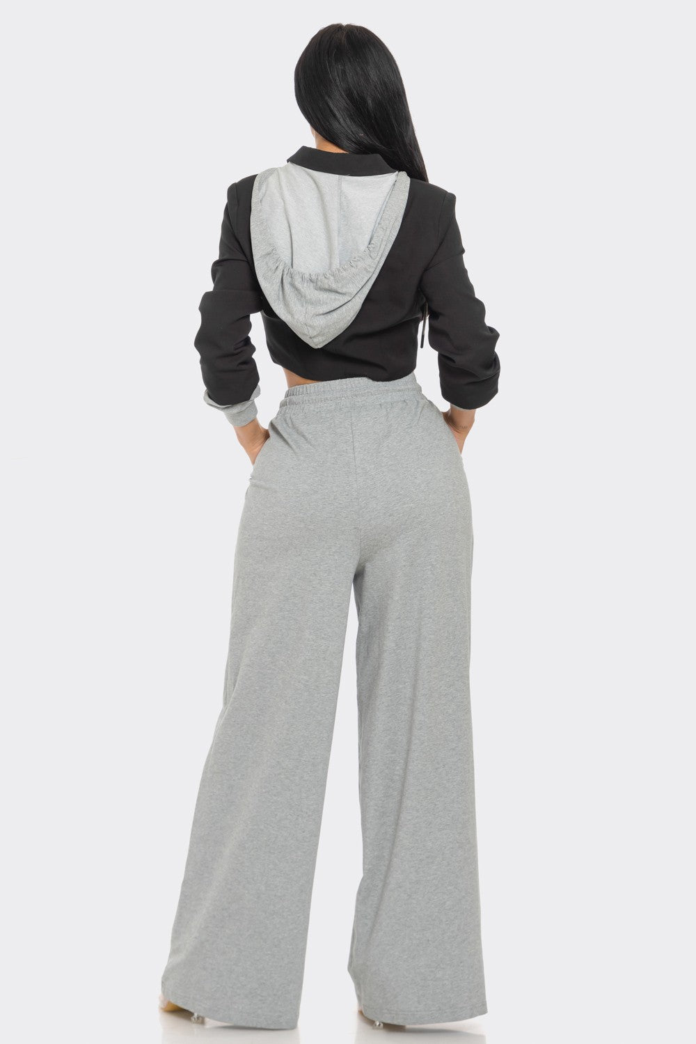 CAPSULE TWO PIECES SET