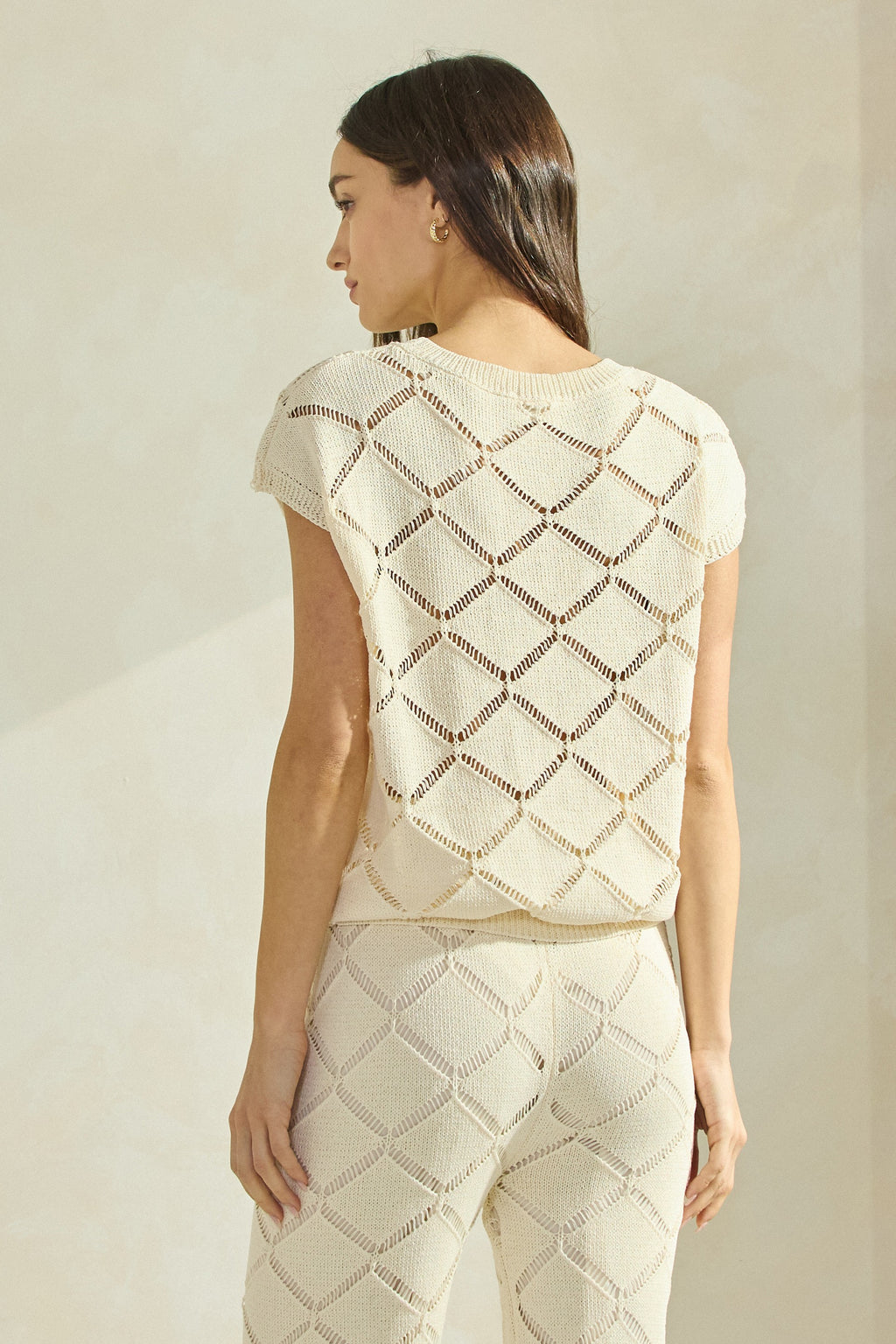 DIAMOND OPENWORK KNIT TOP BLOUSE