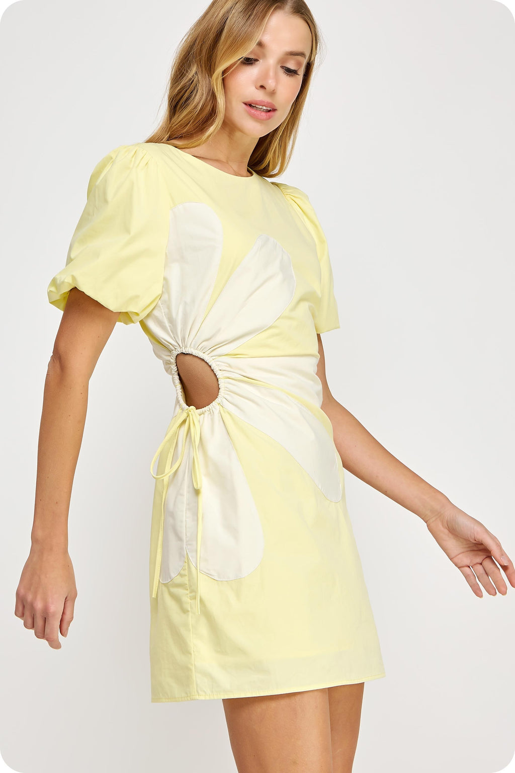 FLOWER DETAIL DRESS