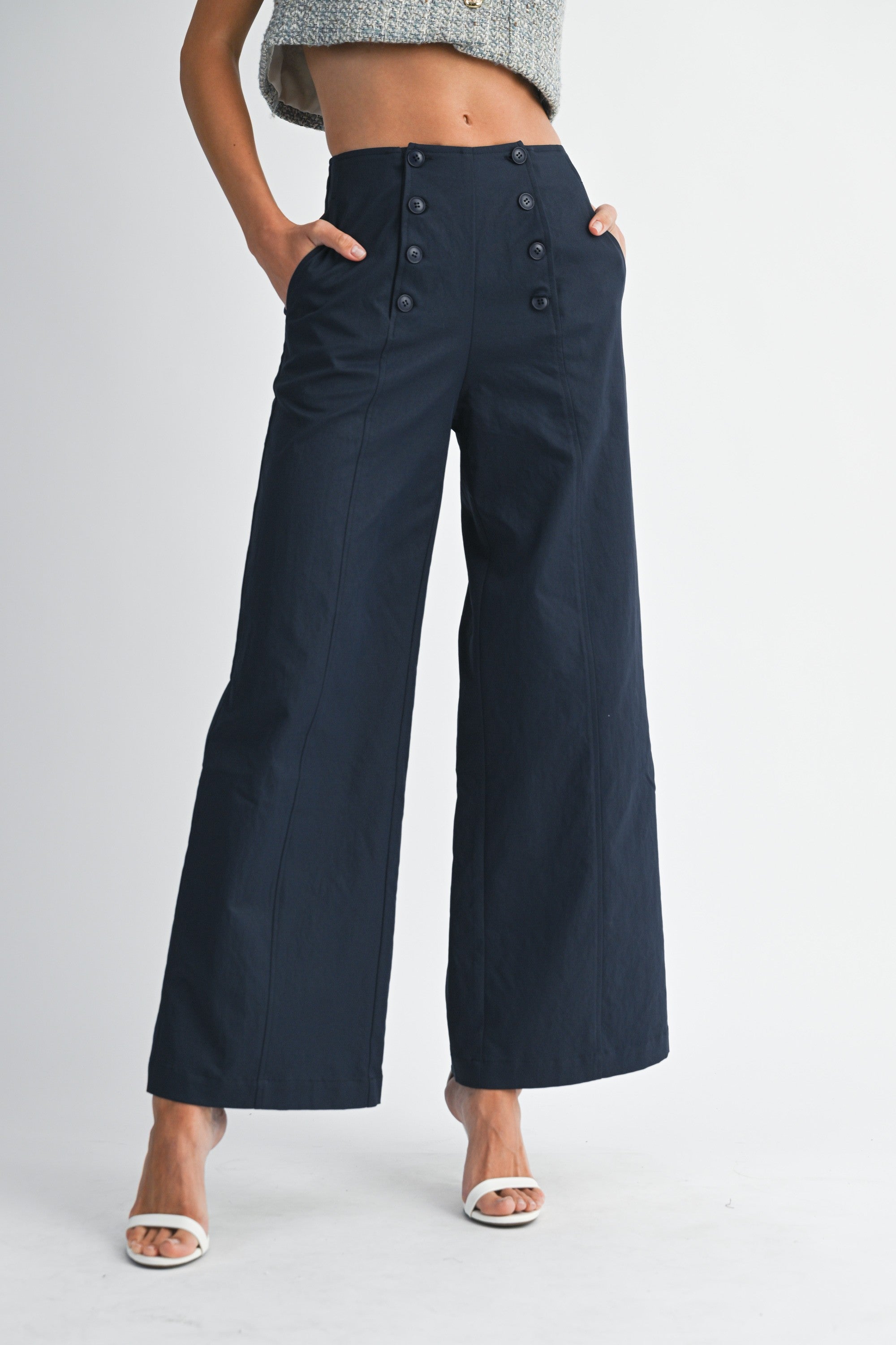 FRONT BUTTON DETAIL WIDE LEGS PANT