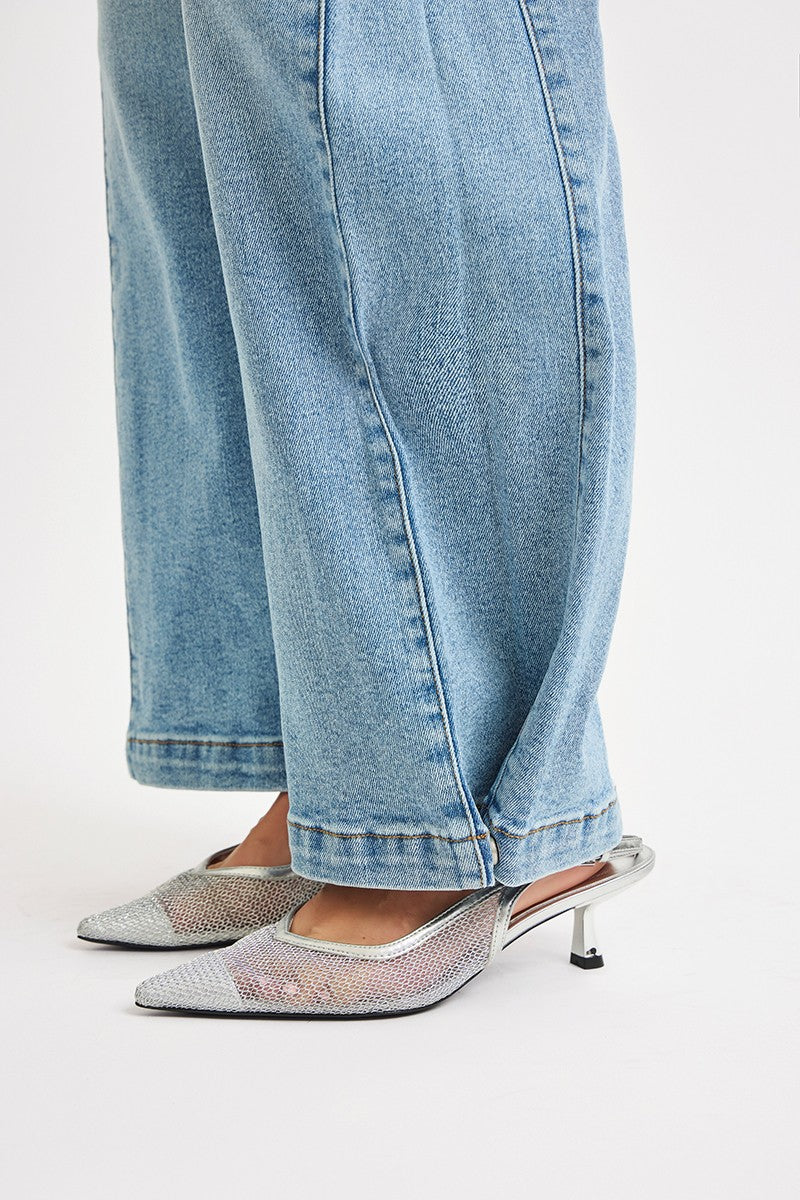 Mid Rise Wide Barrel Transferable Leg Snap Jean