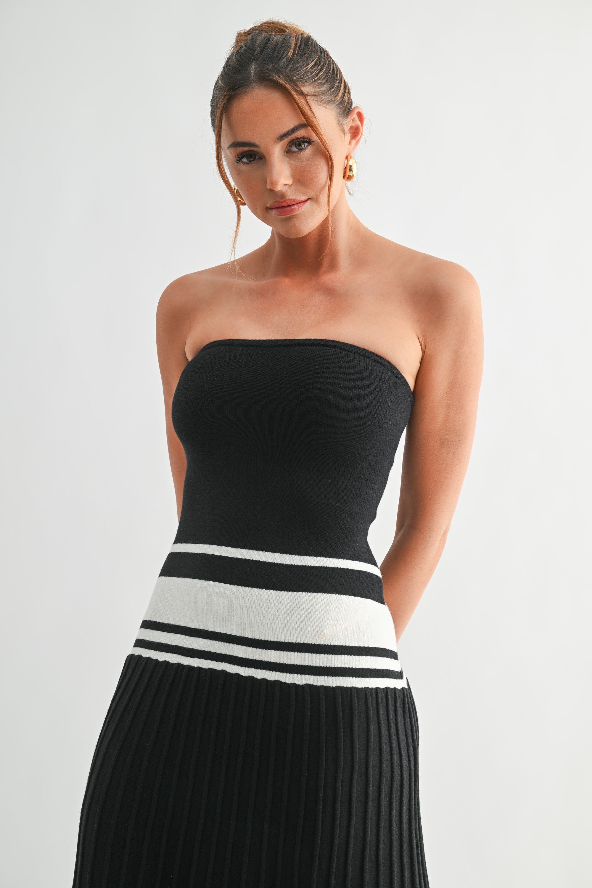 Sculpted Pleat Knit Maxi Dress