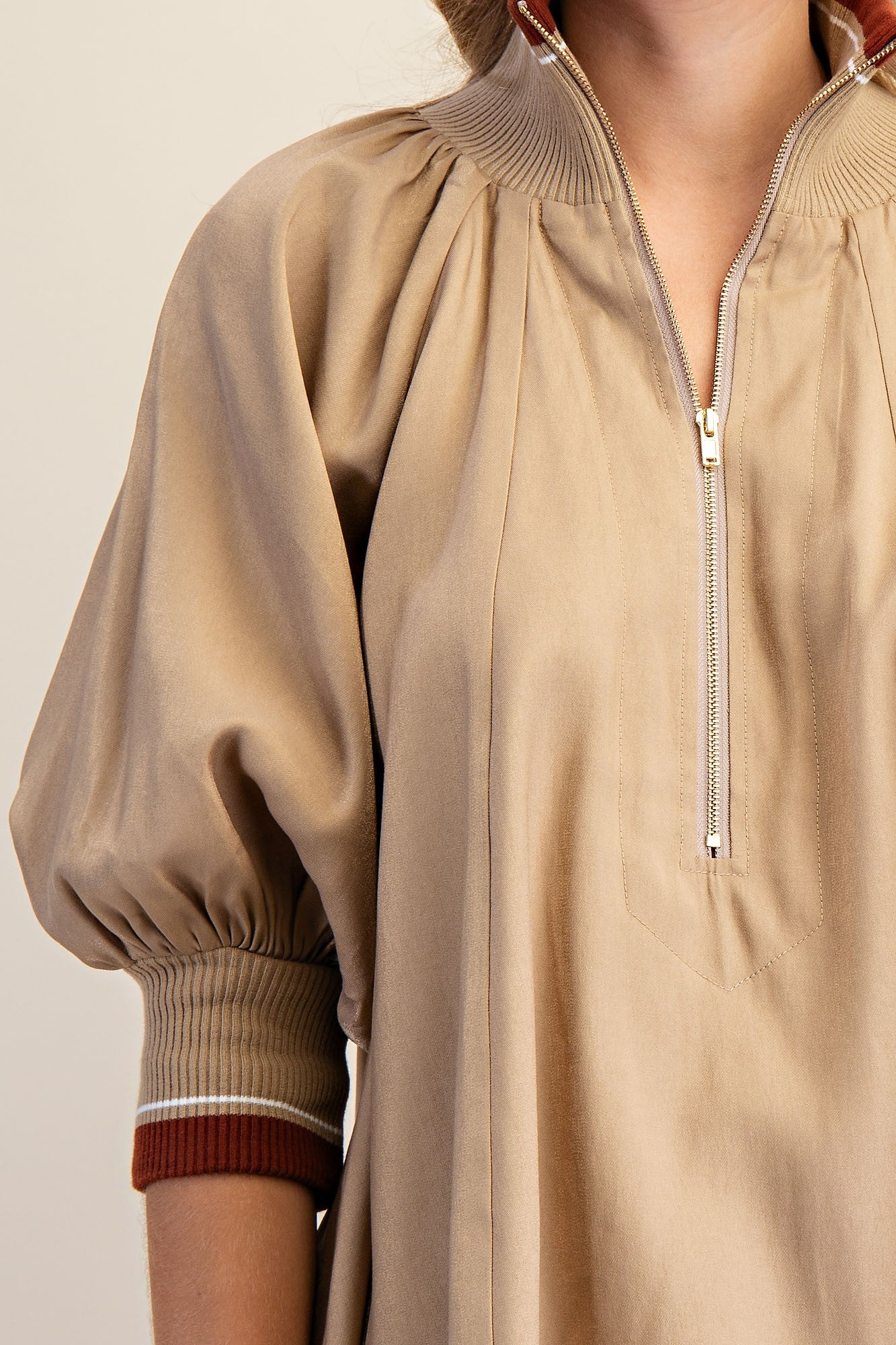 Mock Neck Band Puff Sleeve Blouse