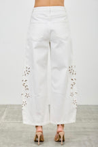 BARREL EYELET JEANS