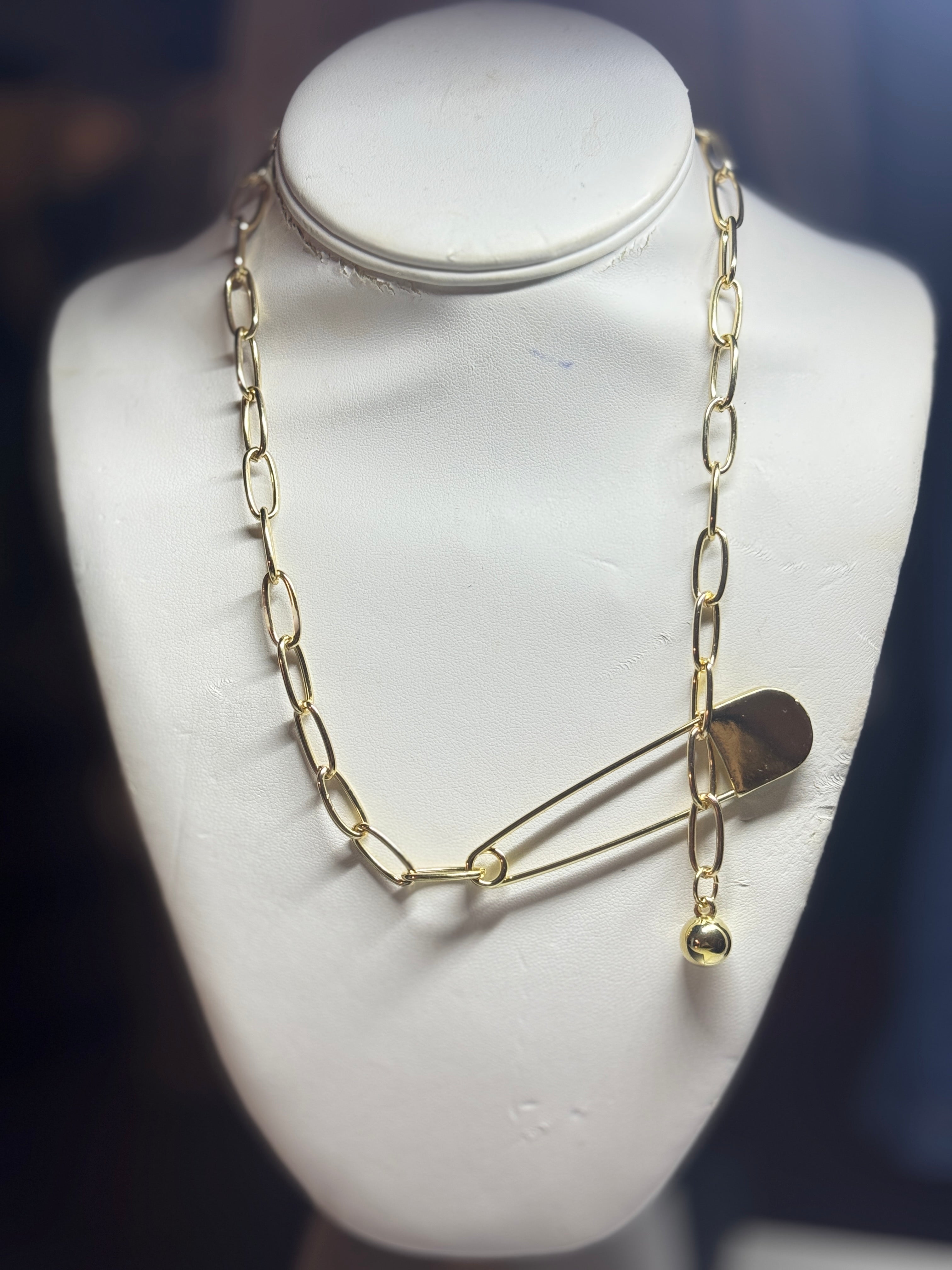 SAFETY PIN NECKLACE