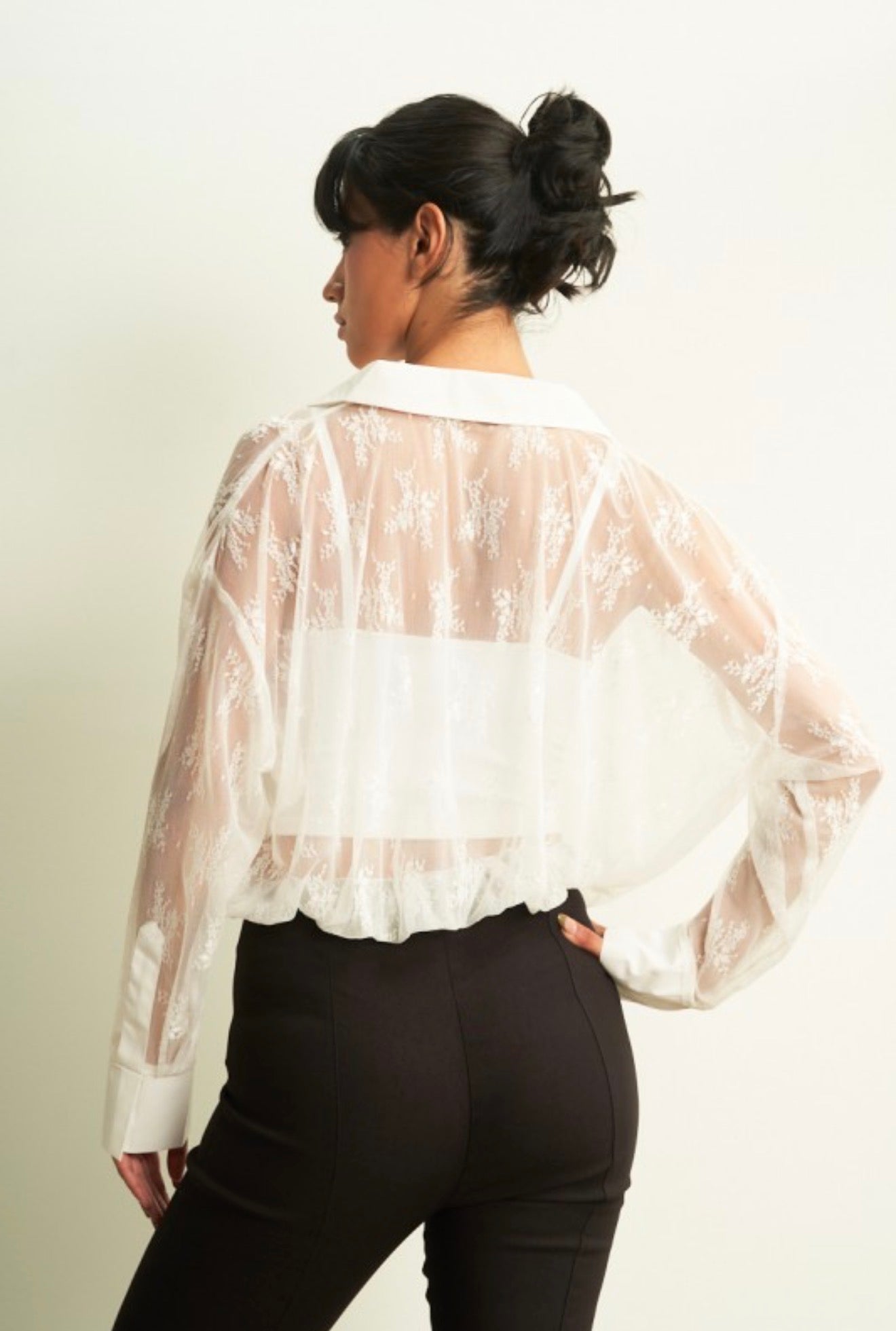 LACE ALLURE BODYSUIT