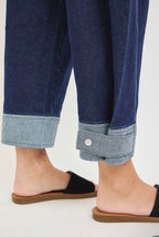 PLEATED BARREL CUFF JEANS