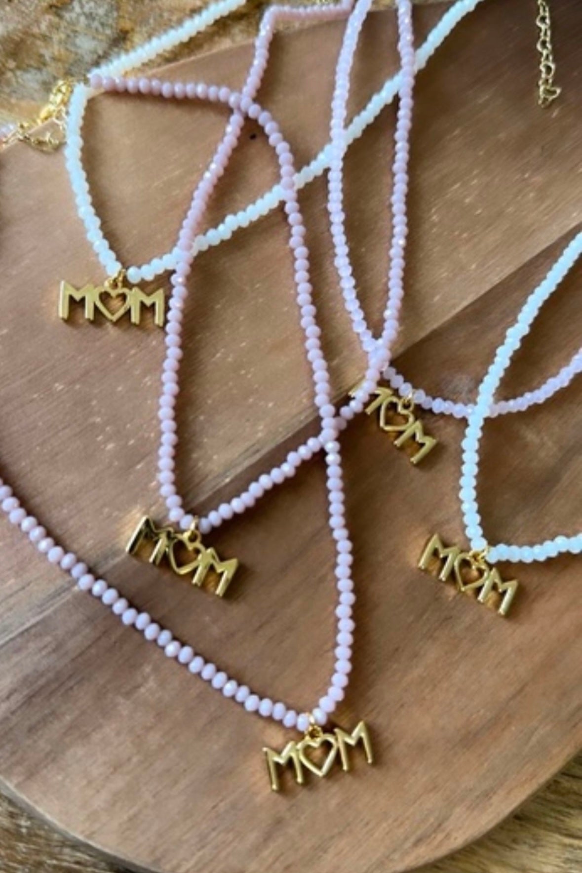 MOMMY NECKLACE