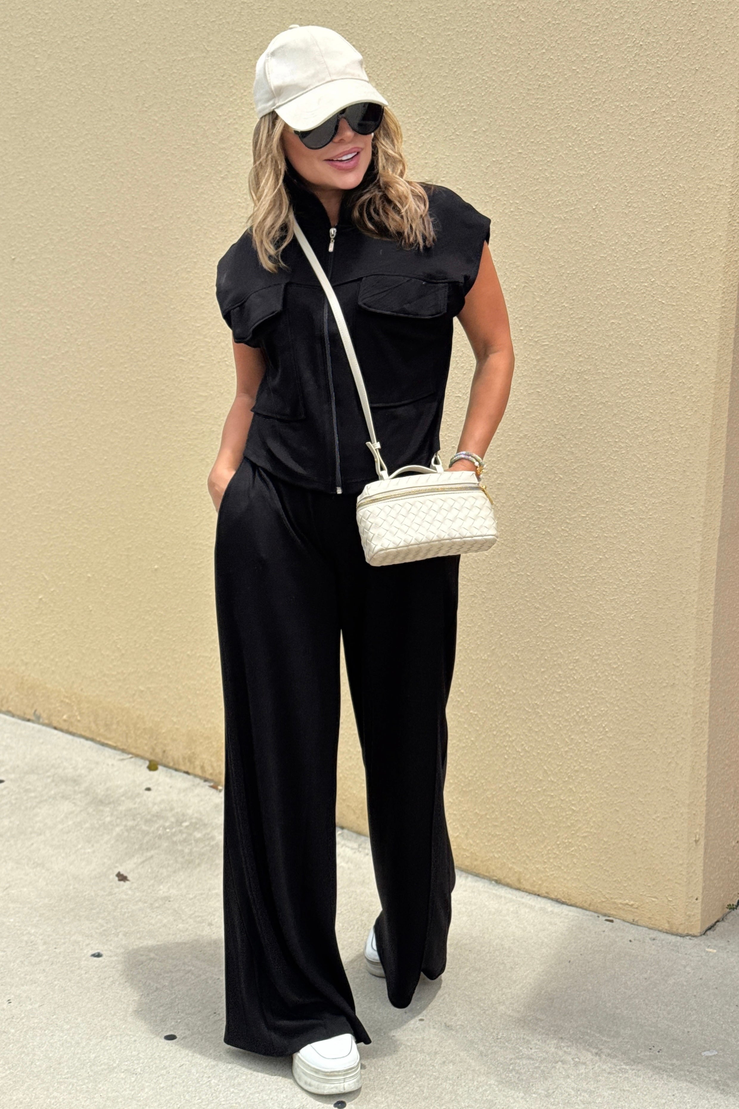 ANTONELLA COMFY TWO PIECES SET