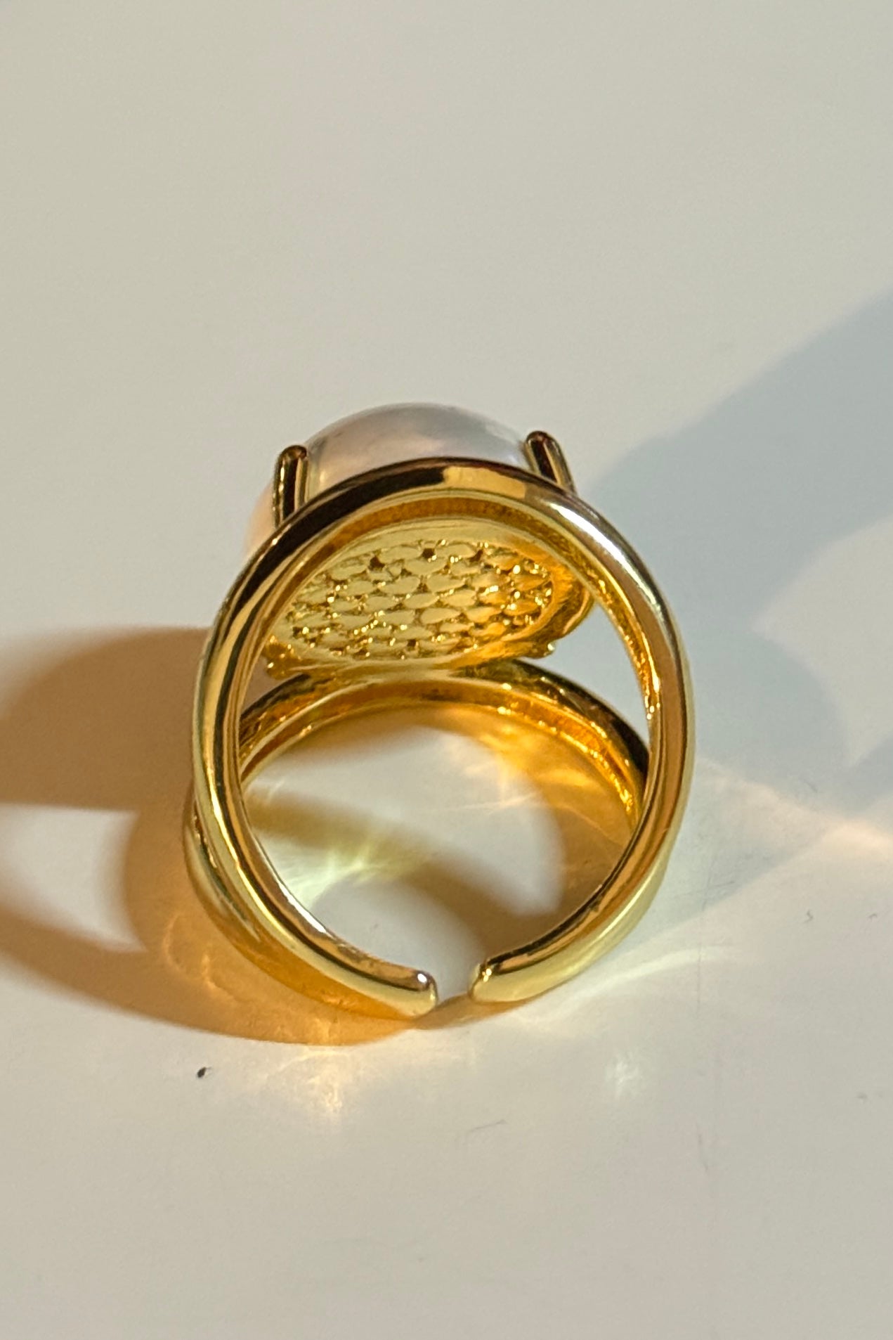 PEARL CIRCLE RING