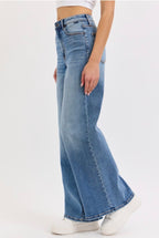 HIGH RISE WIDE LEG JEANS