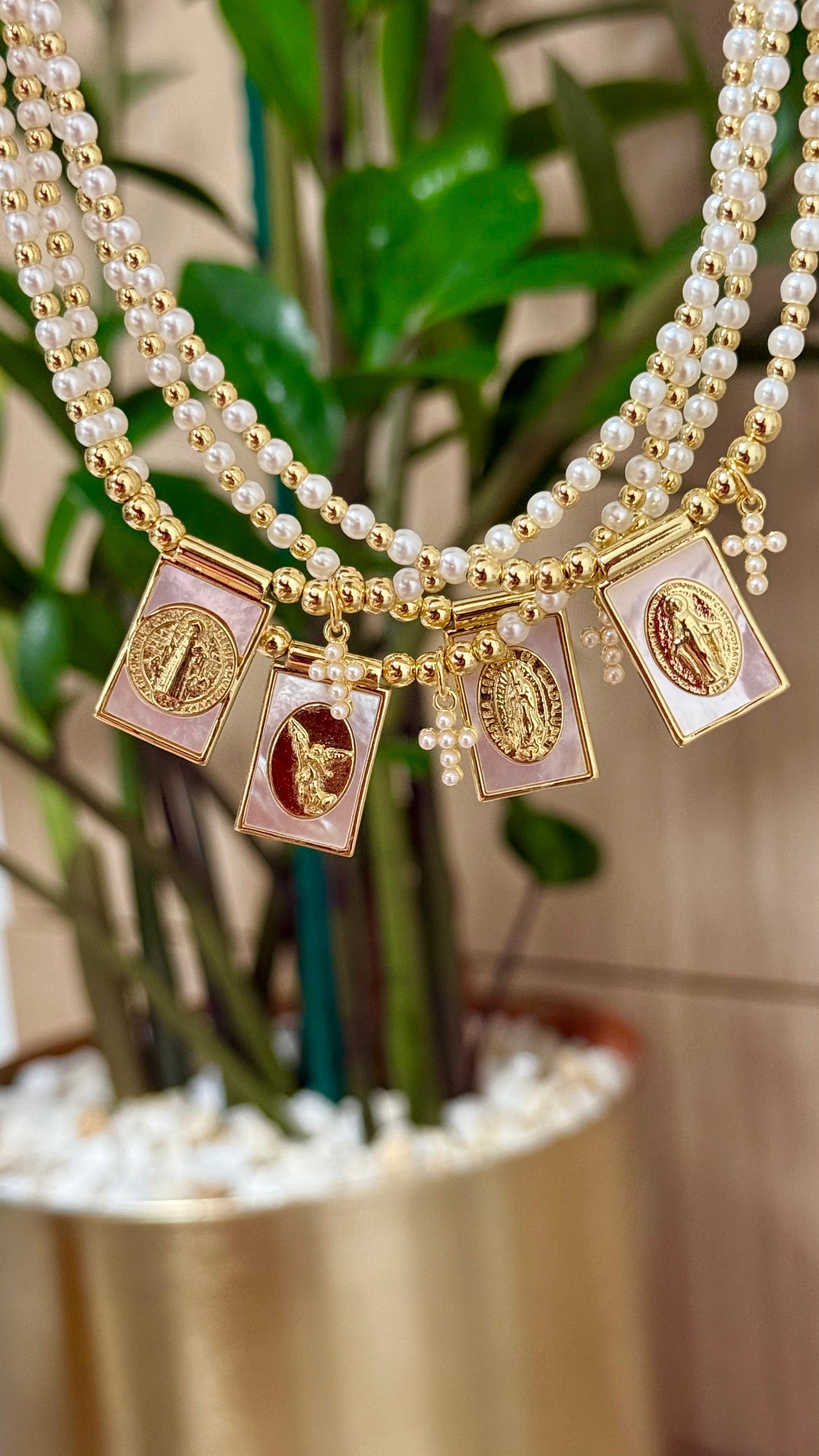 CHOCKER ESCAPULARIO NECKLACE