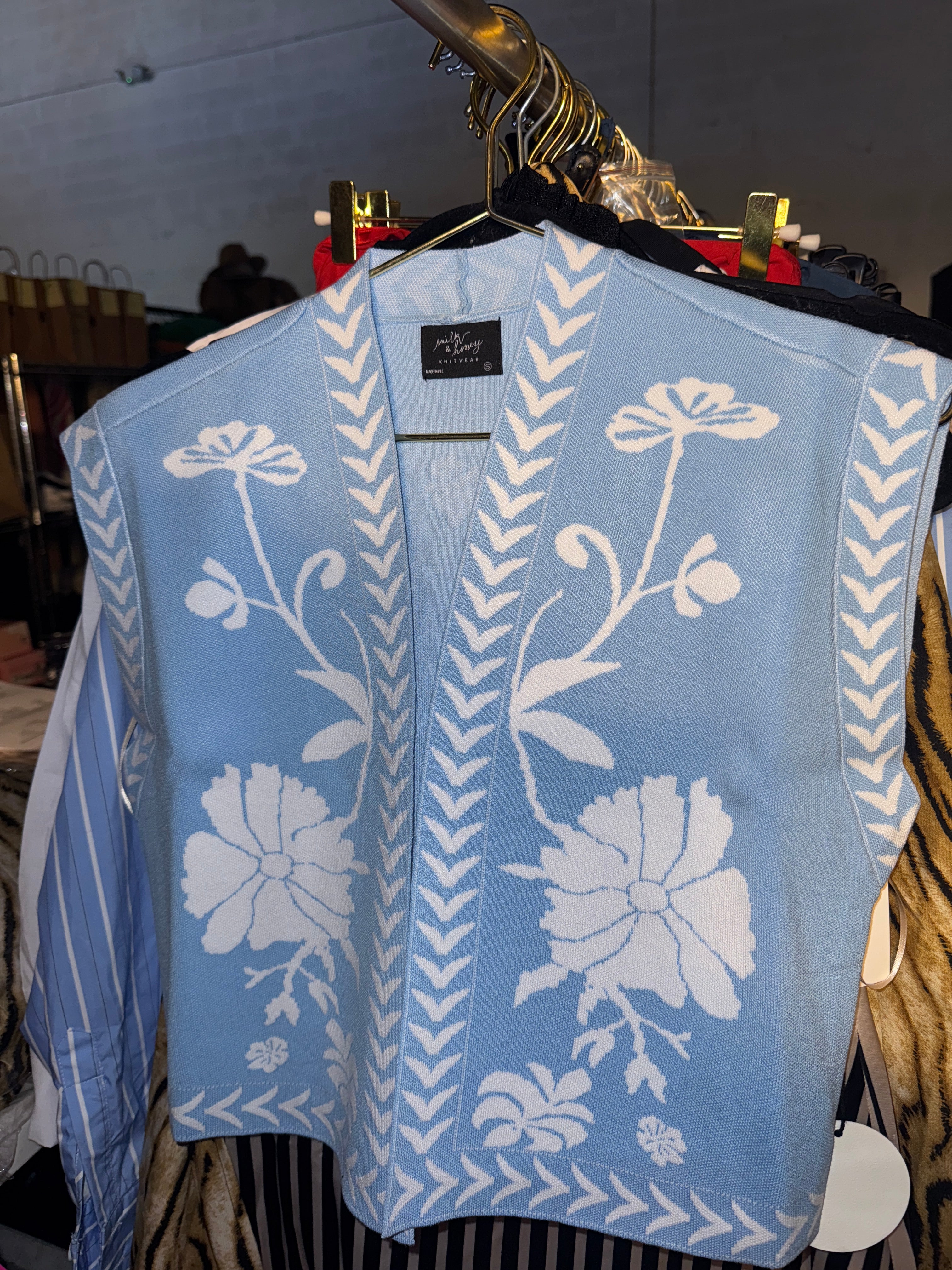 FLOWER SWEATER VEST