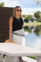 BASIC SLEEVELESS TOP