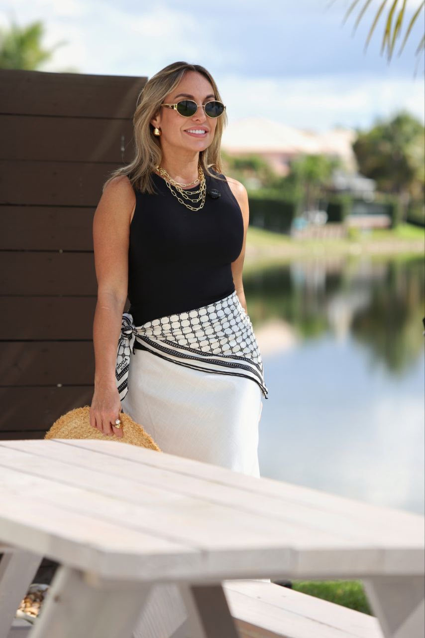 BASIC SLEEVELESS TOP
