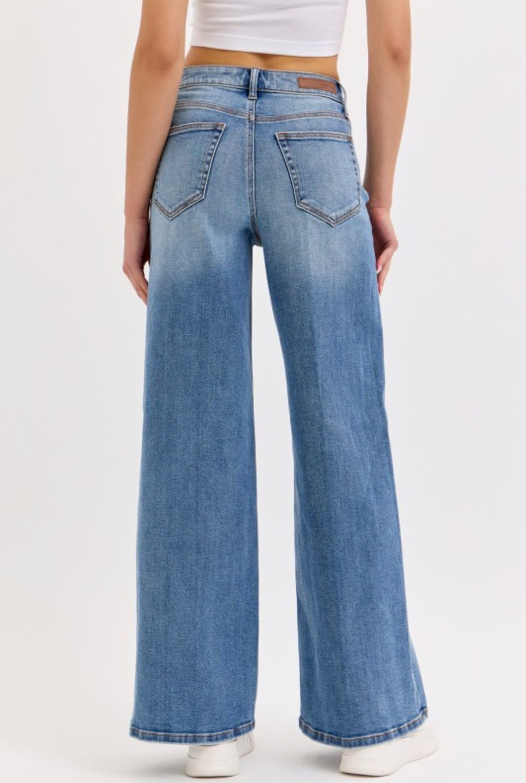 HIGH RISE WIDE LEG JEANS