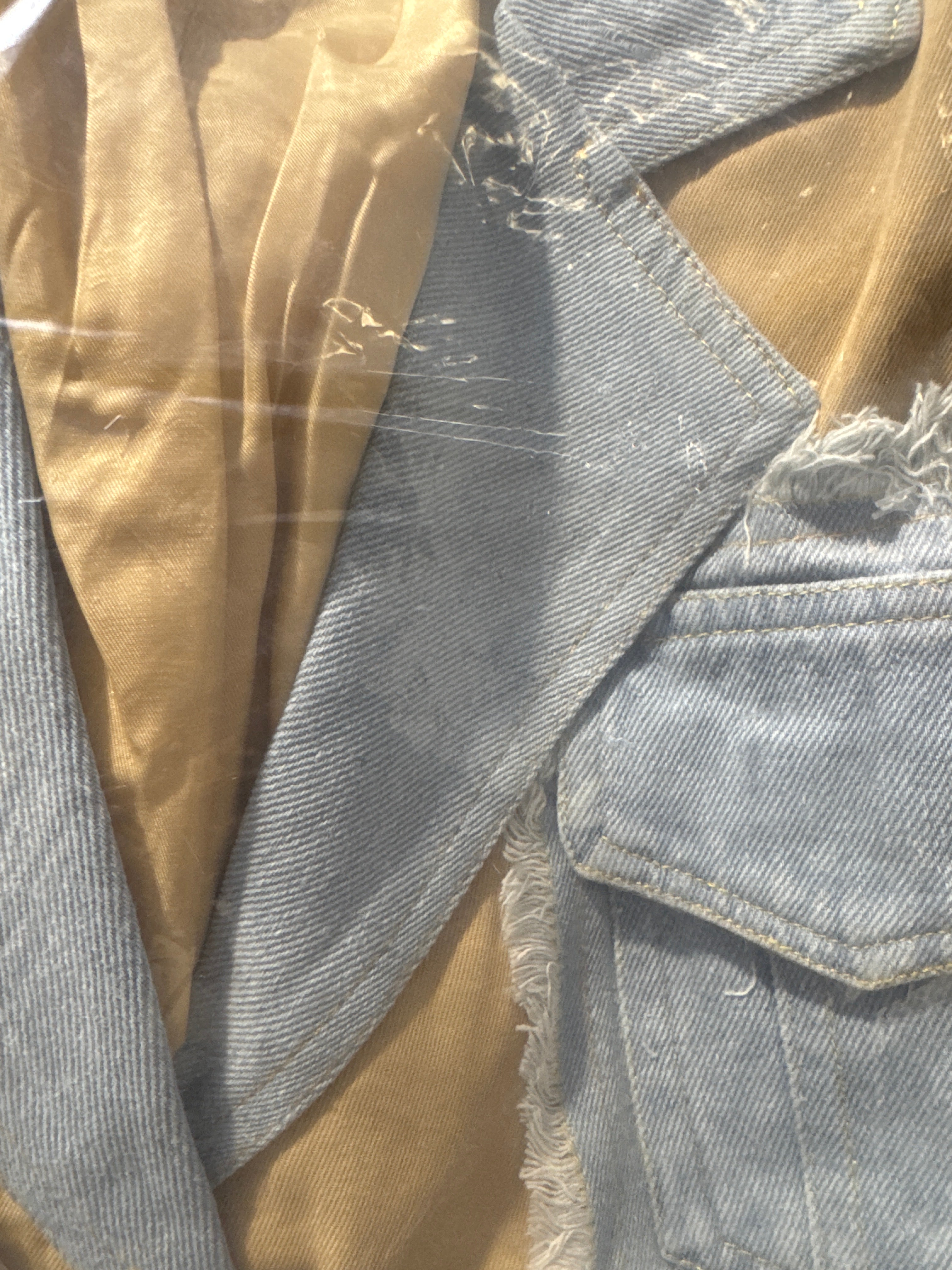 HELLEN BLAZER