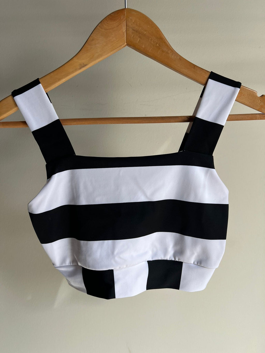 LINGERIE SOLID TOP KABBUH