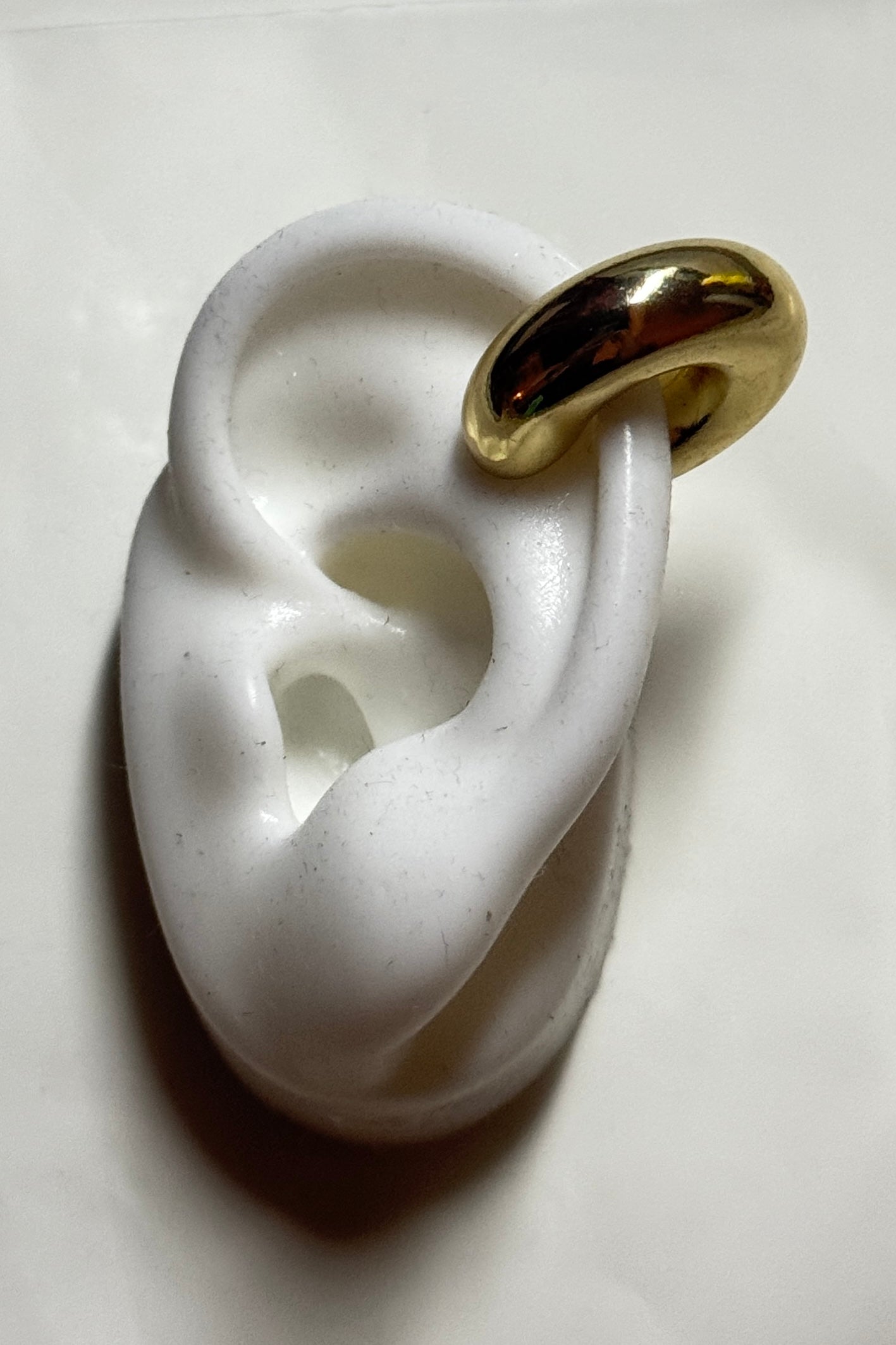 NORA EARCUFF
