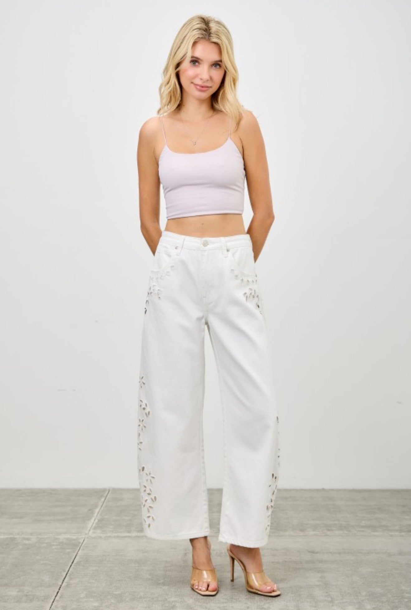 BARREL EYELET JEANS