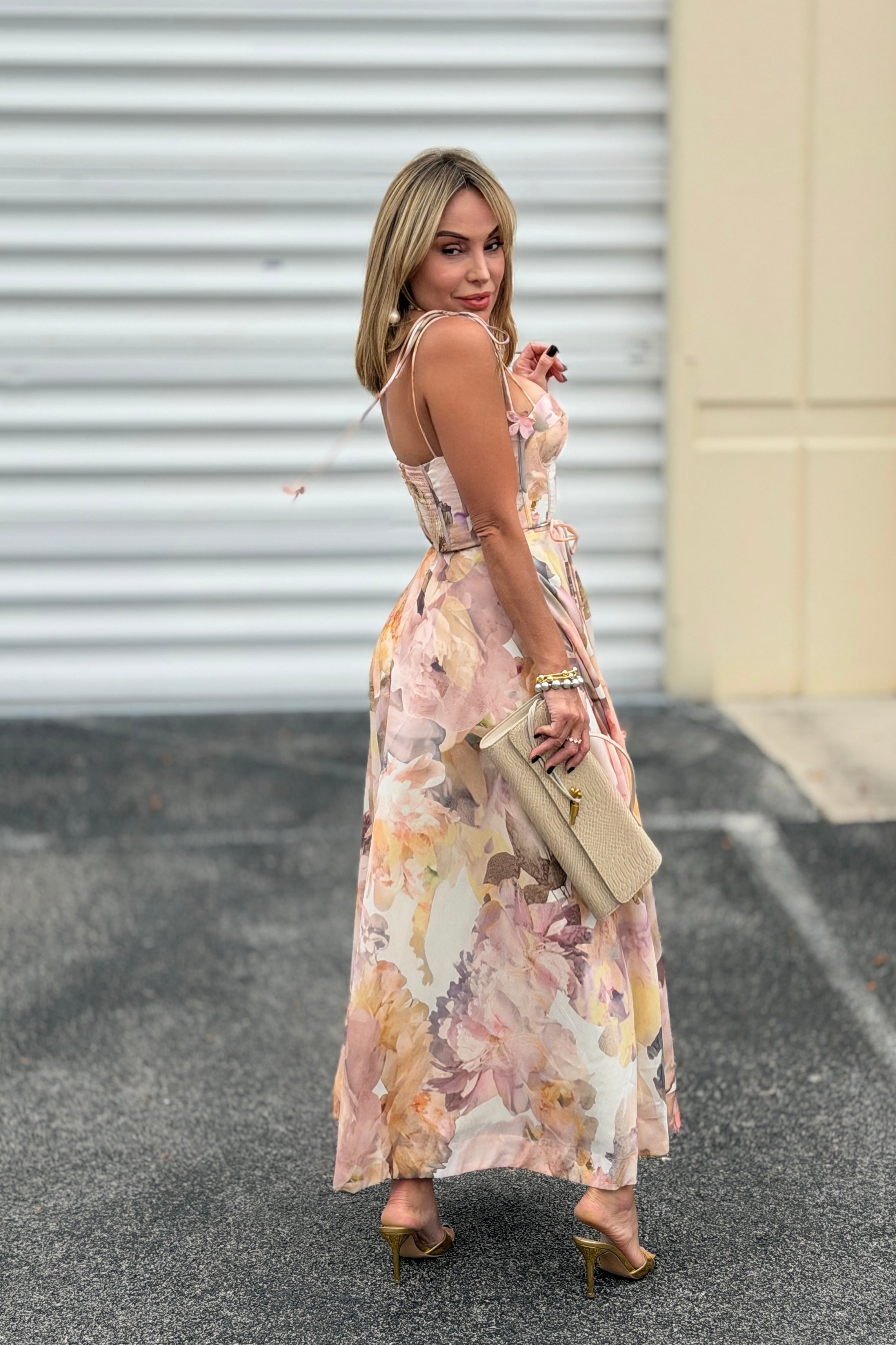 ROMANTIC MIDI DRESS