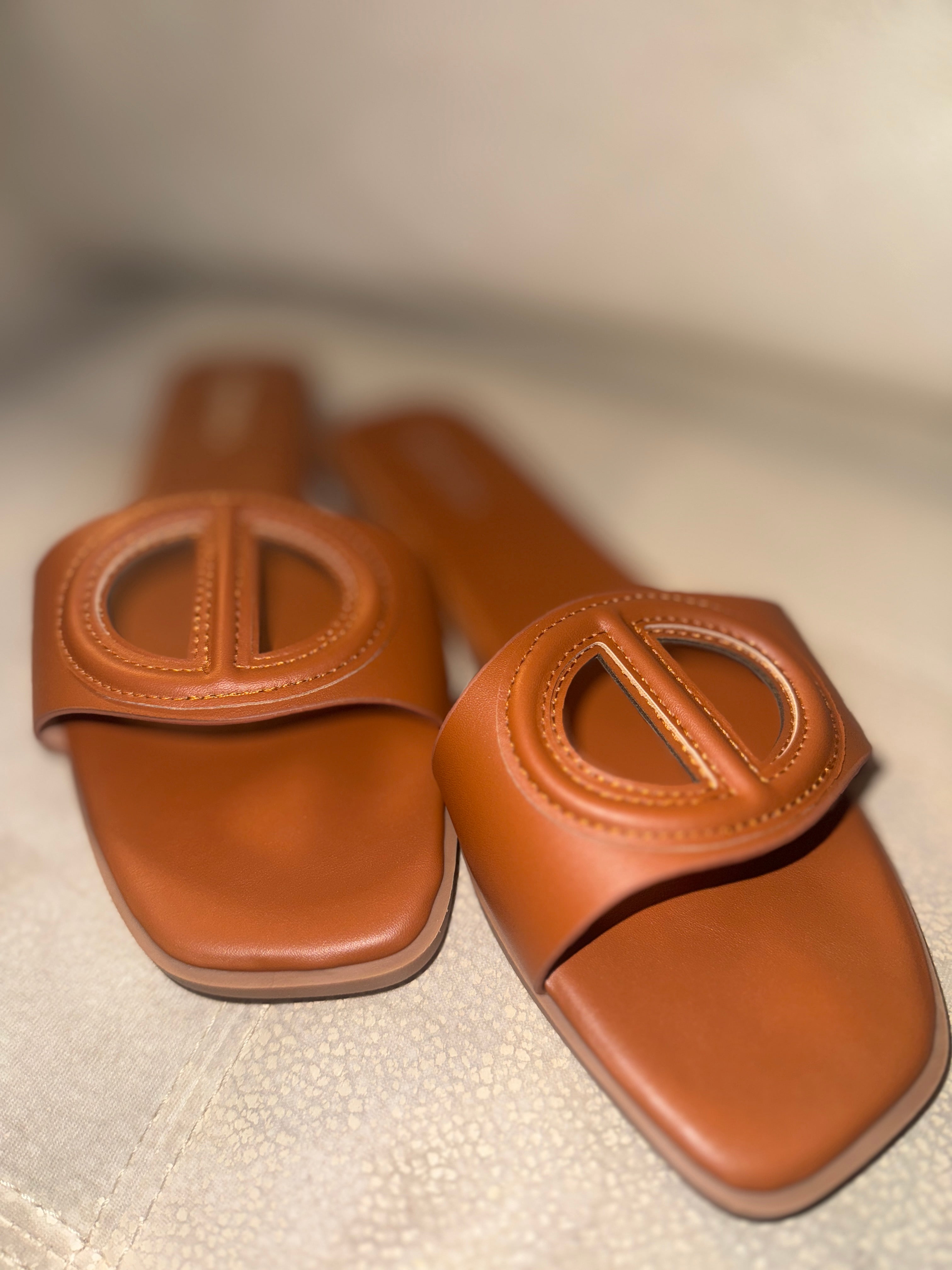 MILAN SANDALS