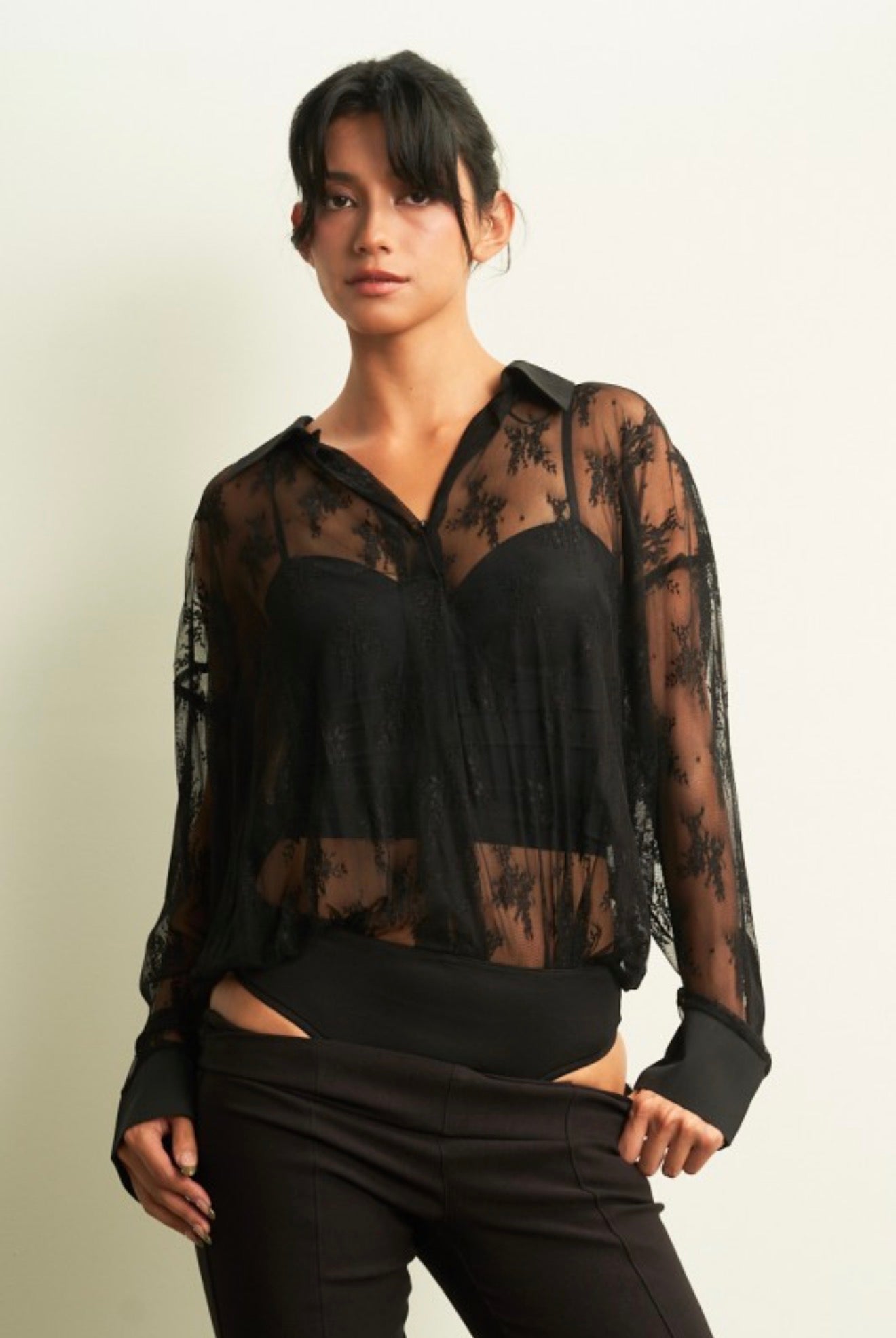 LACE ALLURE BODYSUIT