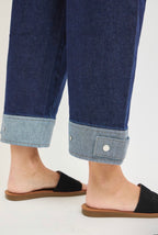 PLEATED BARREL CUFF JEANS