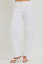 HIGH-RISE WHITE BARREL JEANS