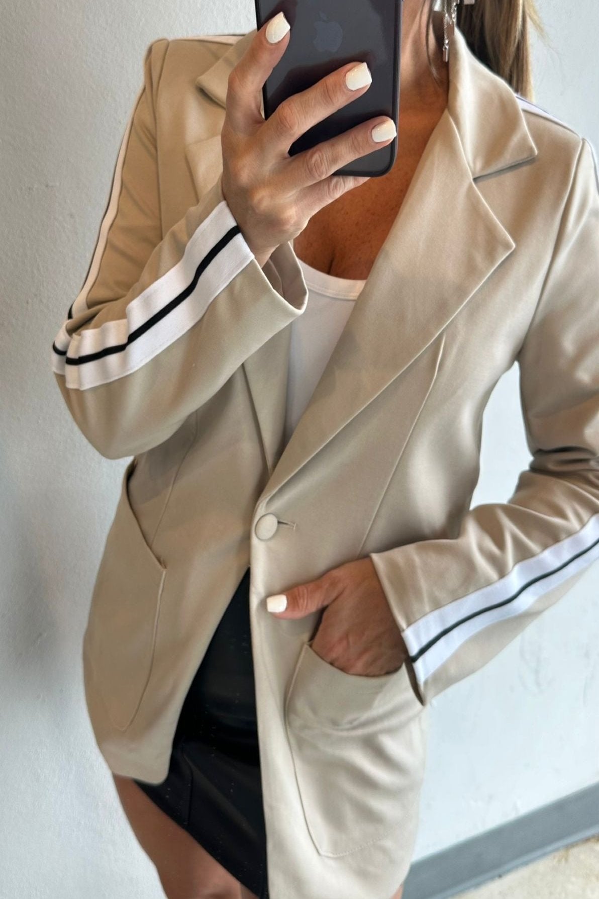 PAULINA BLAZER
