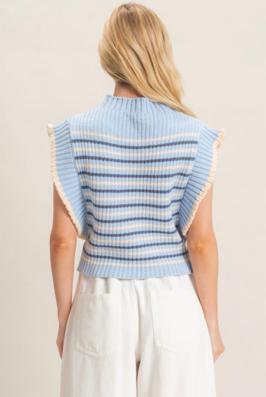 CONTRAST STRIPE KNIT VEST