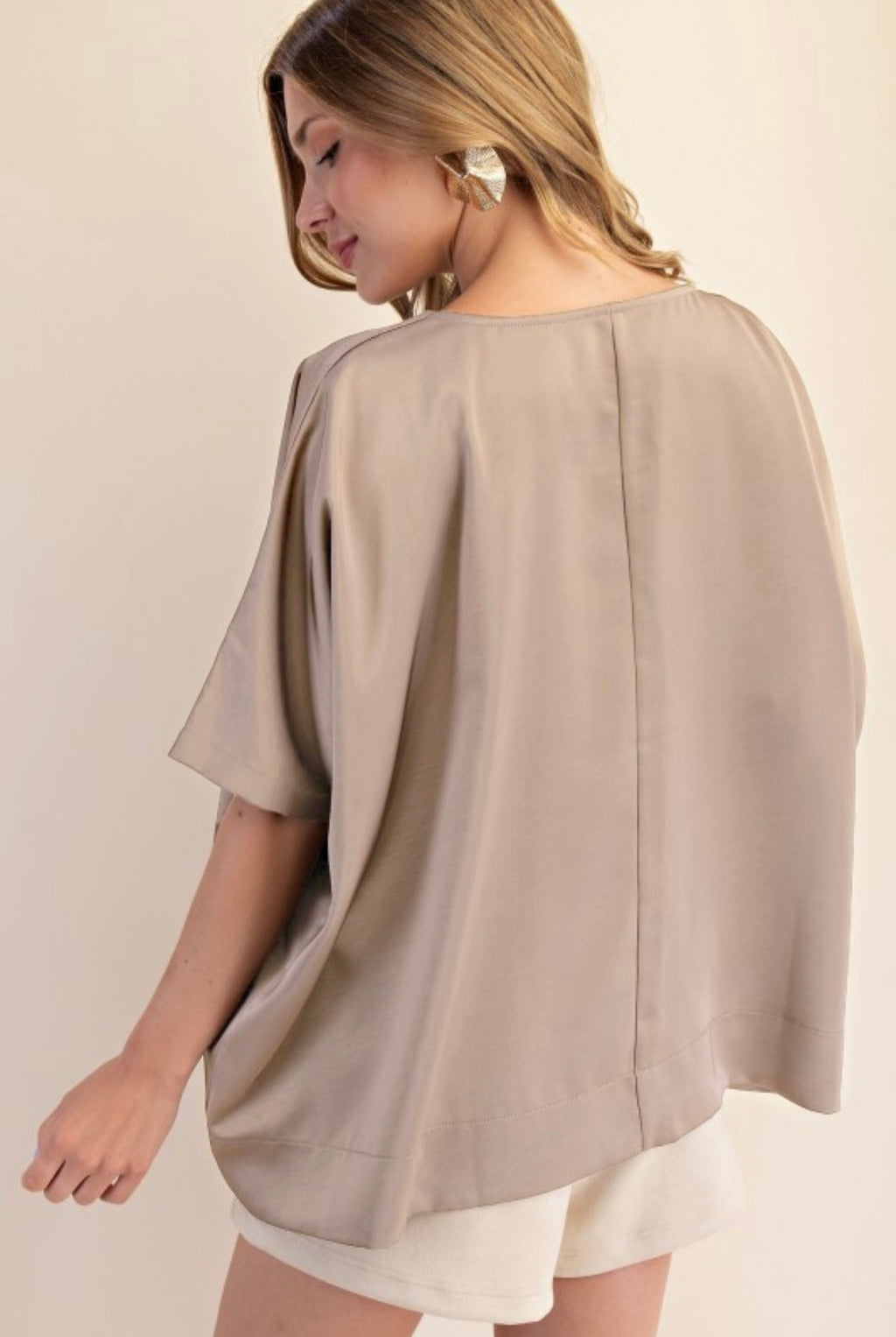 OVERSIZED SATIN BLOUSE