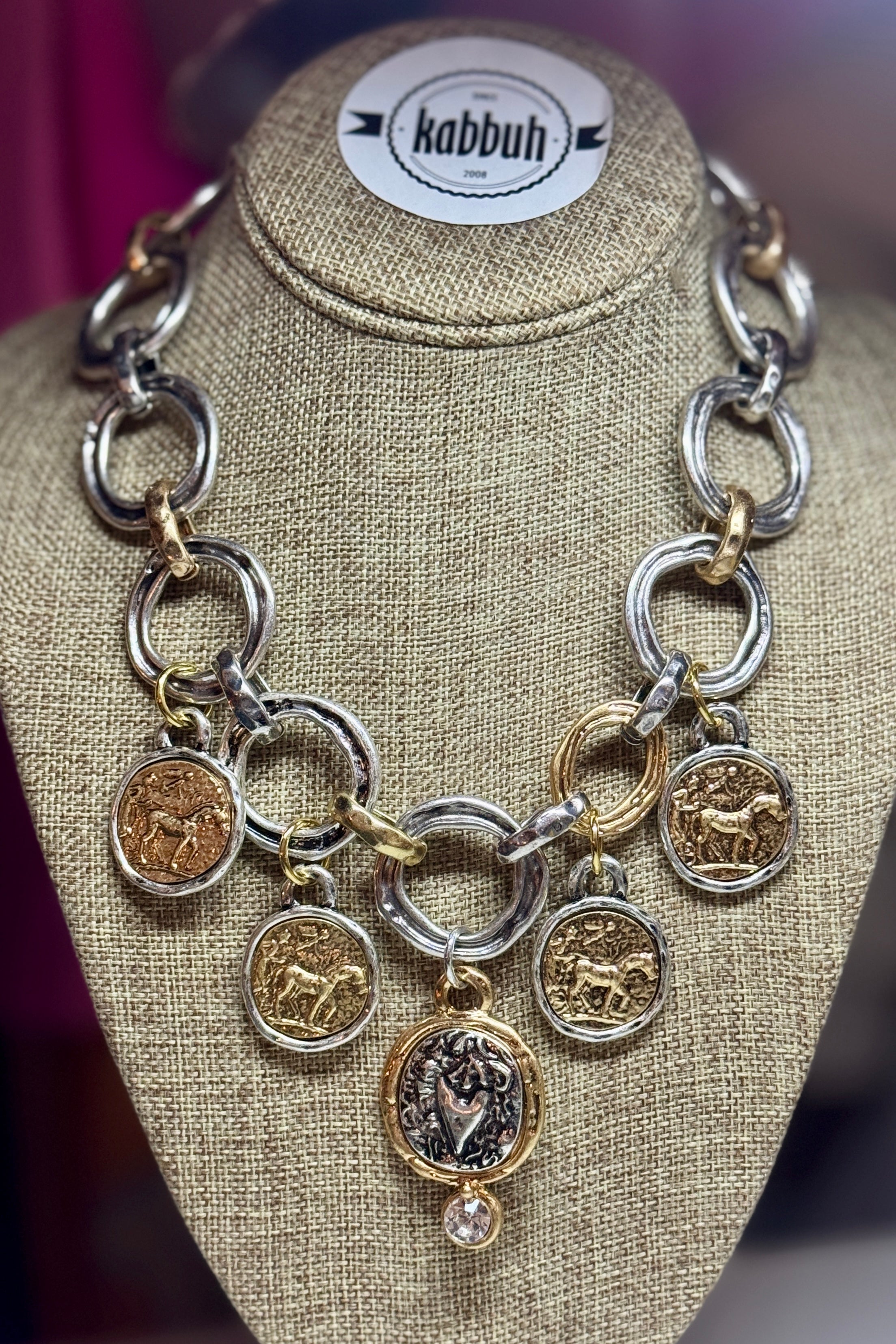 MEDALLAS HORSES NECKLACE