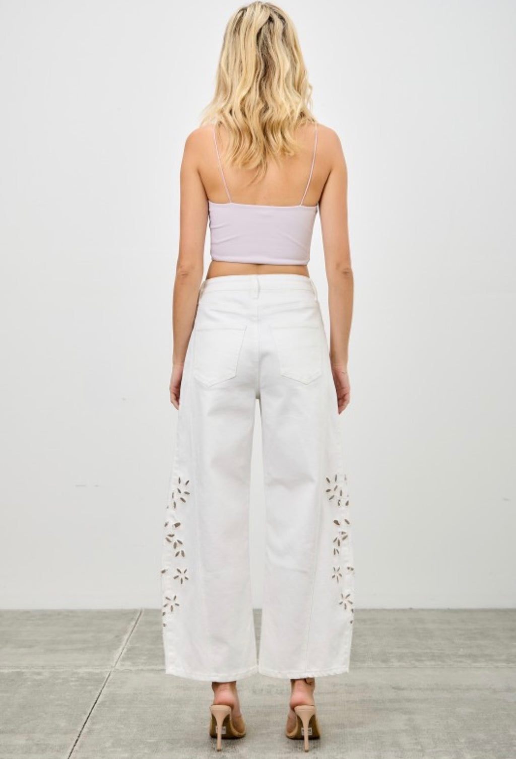 BARREL EYELET JEANS