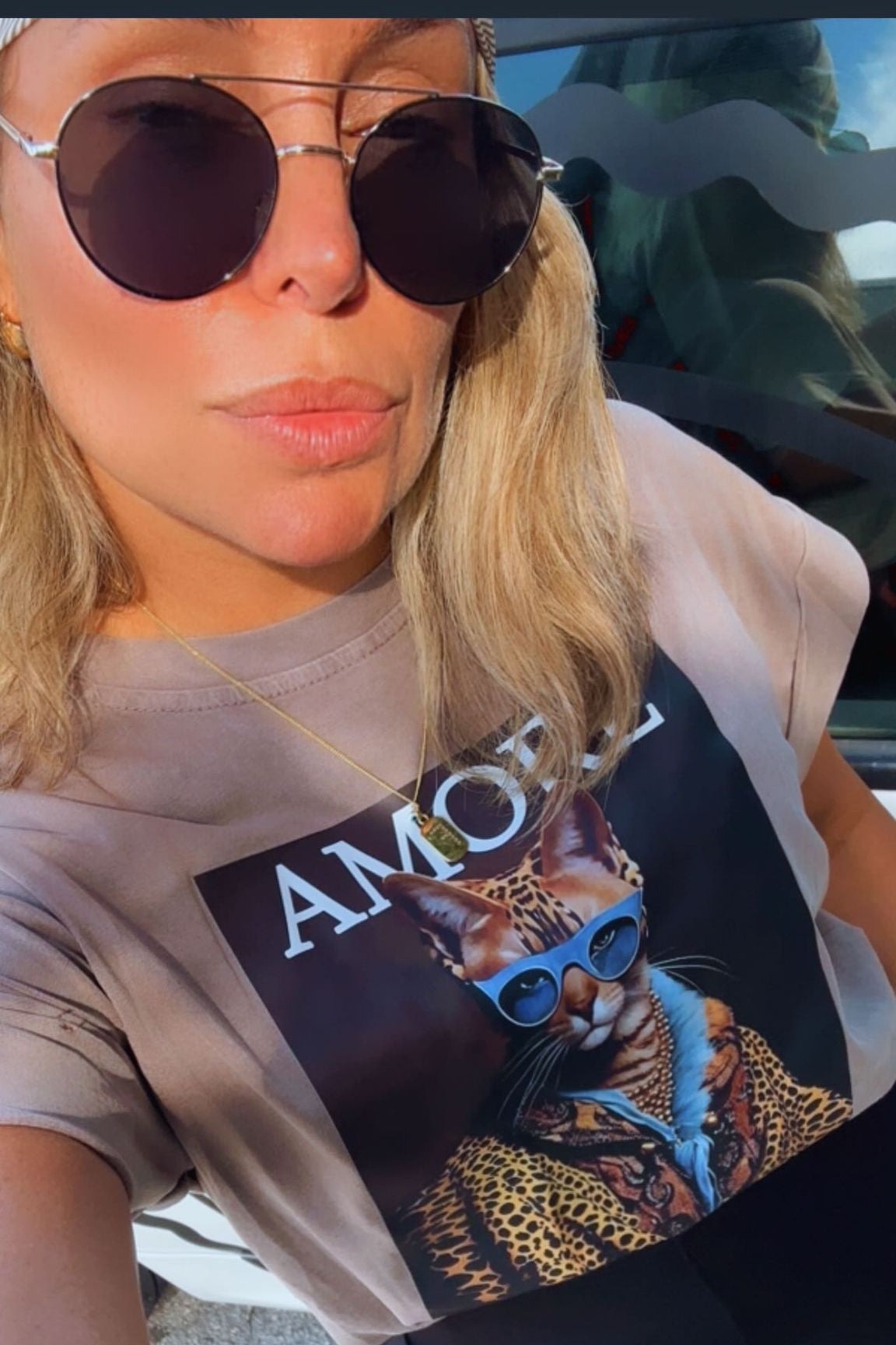 AMORE CAT TSHIRT