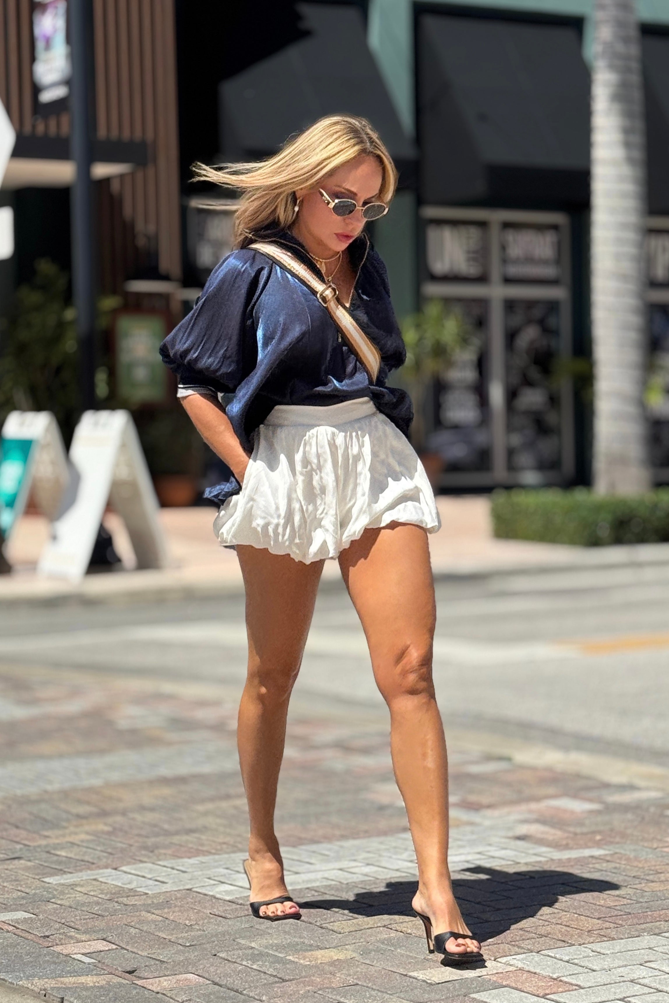 Mock Neck Band Puff Sleeve Blouse