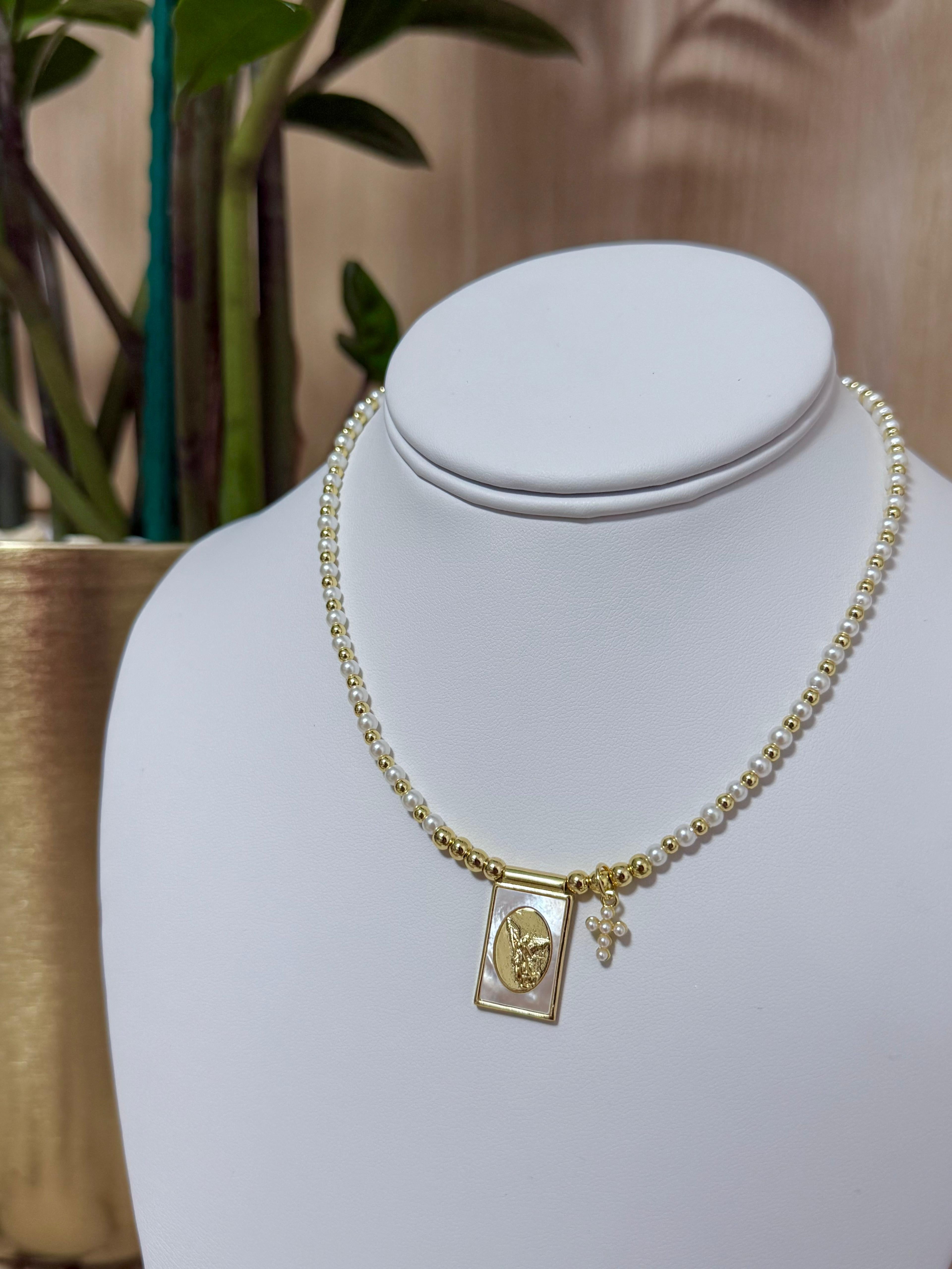 CHOCKER ESCAPULARIO NECKLACE