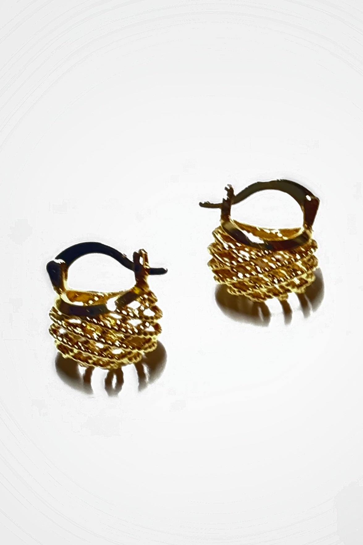 BEST SELLER SHINNY KABBUH EARRINGS