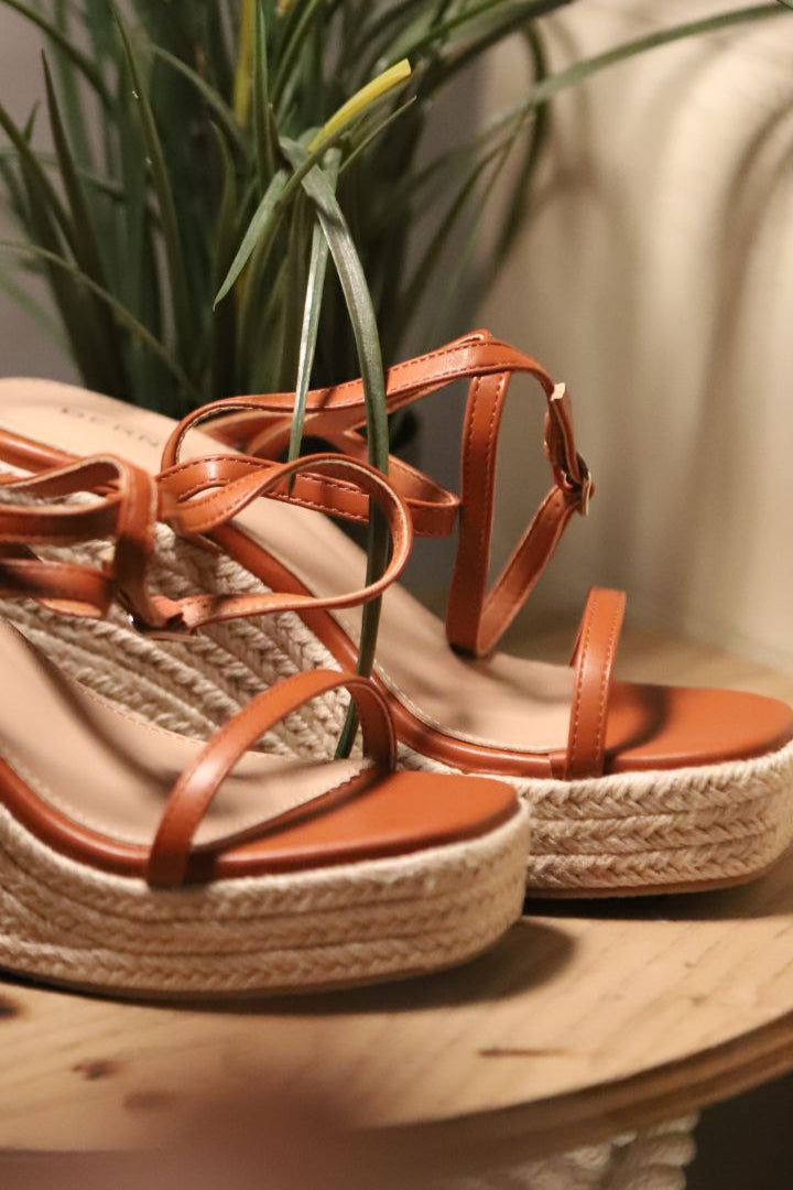 COMFY DAILY SHOES HEELS