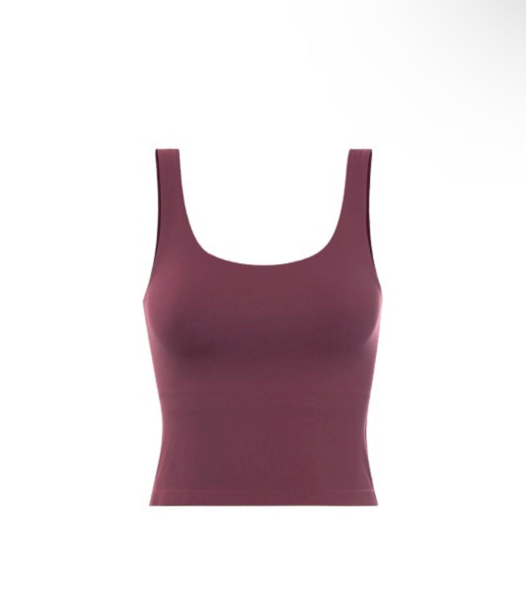 SEAMLESS BASIC TANK TOP