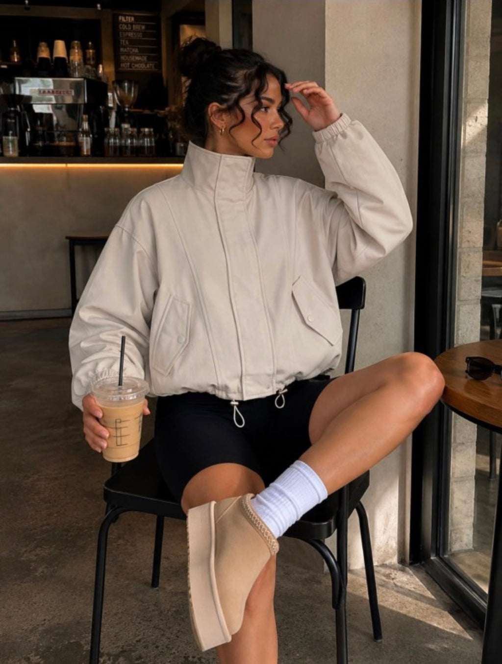 IVORY ESSENTIAL JACKET