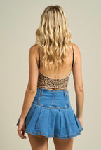 LEOPARD V CUT TOP