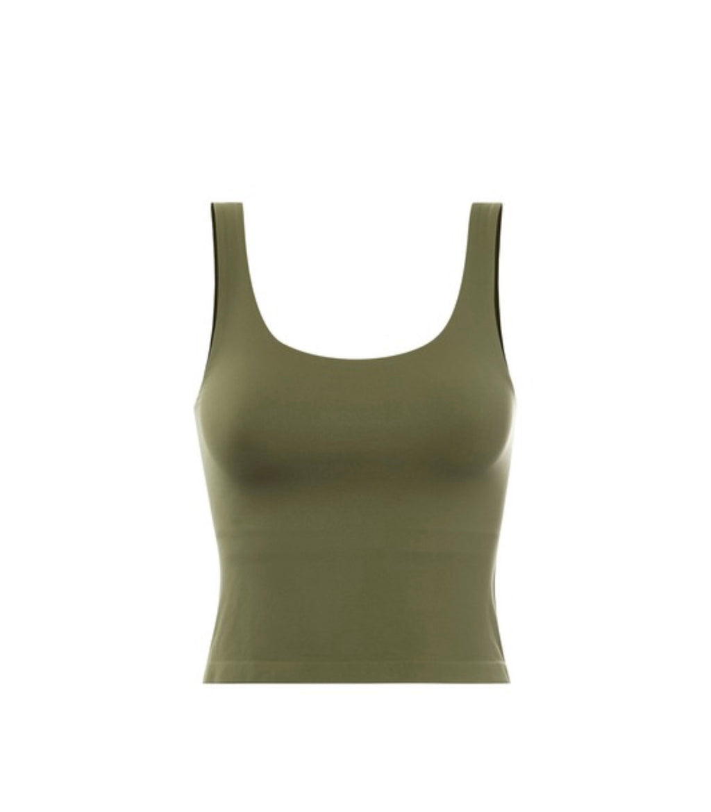 SEAMLESS BASIC TANK TOP