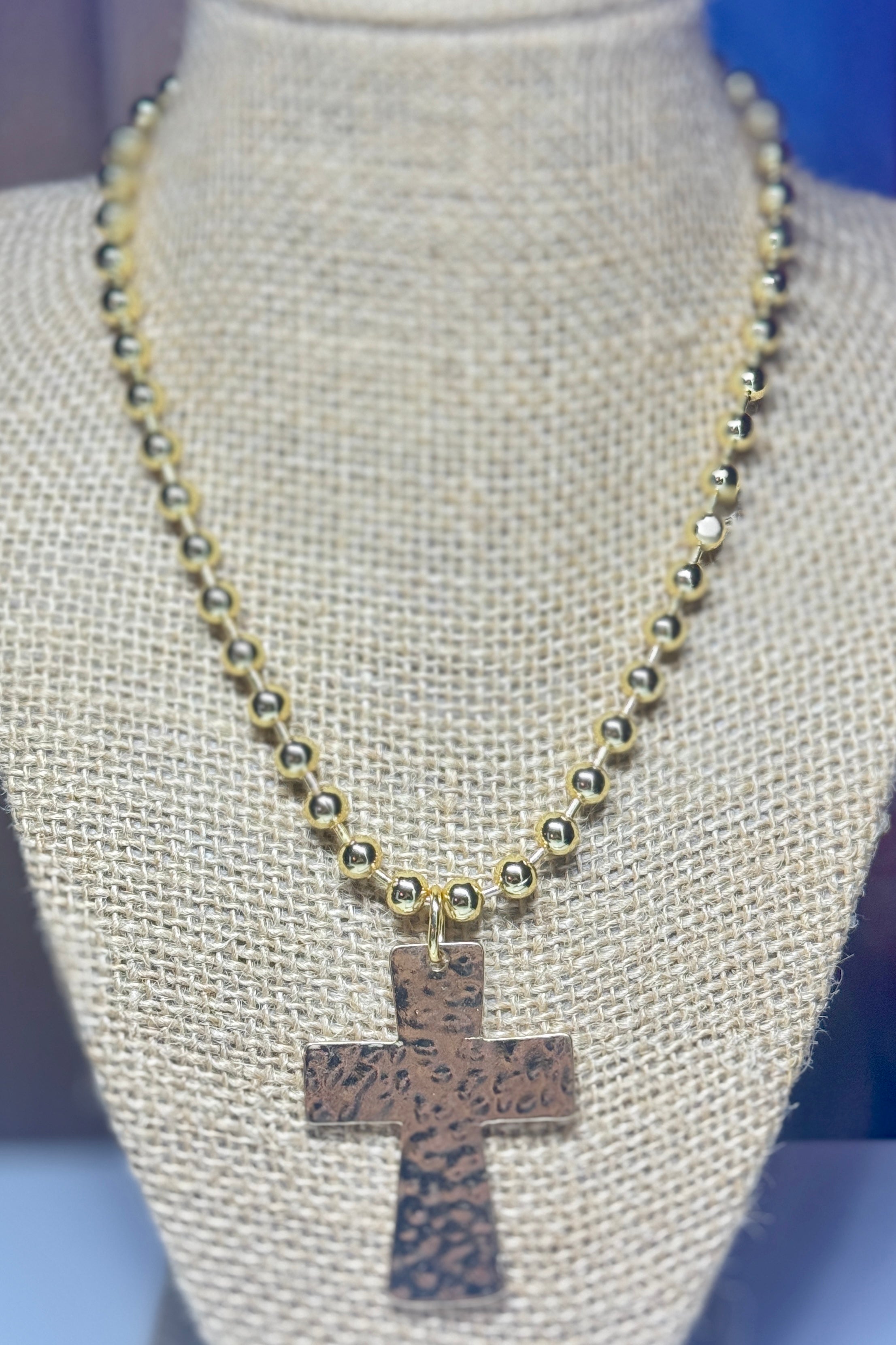 ALL GOLD CRUZ NECKLACE